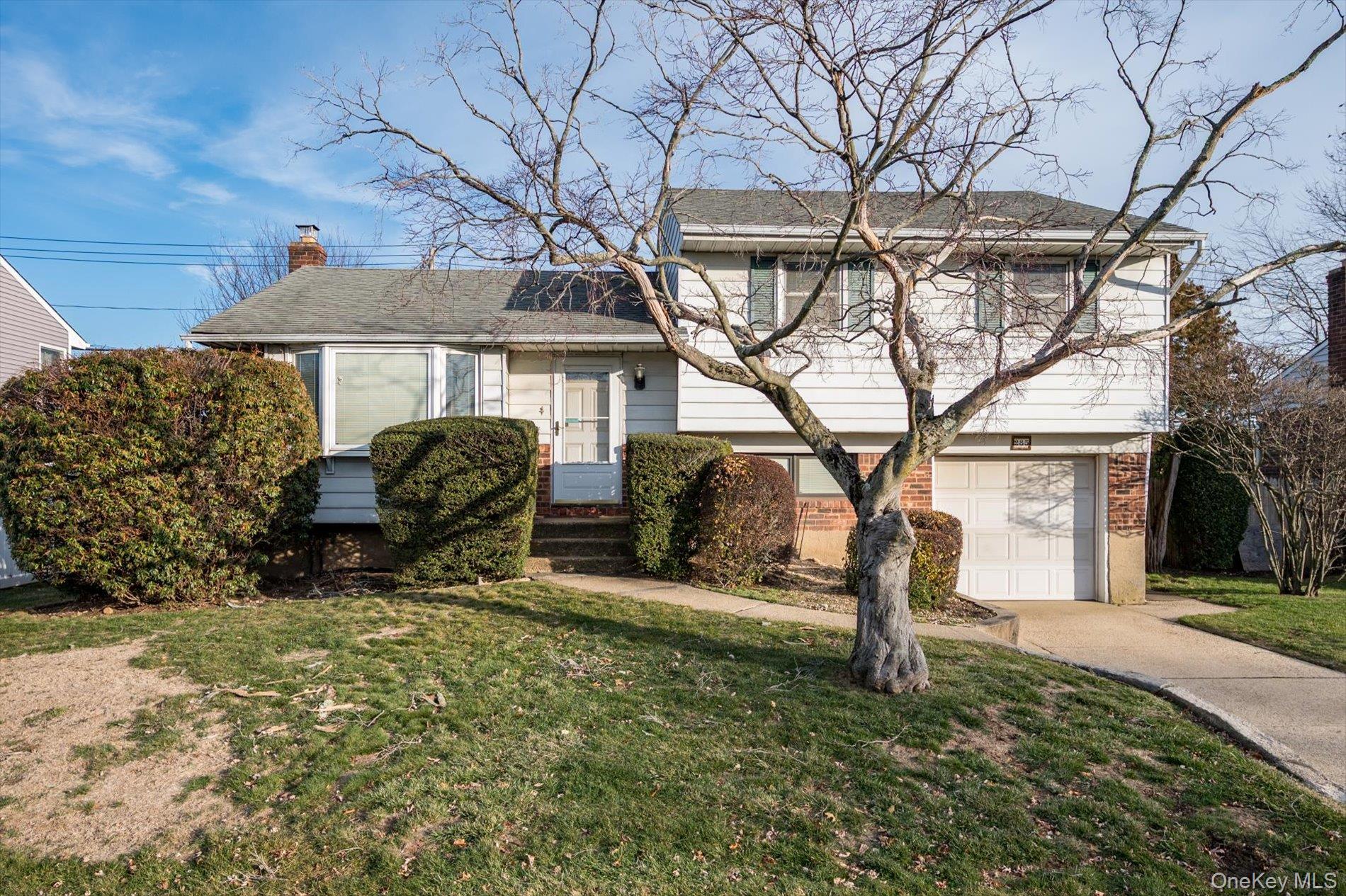 #1 photo, 285 Southwood Circle, Нассау ‖ Syosset , NY 11791