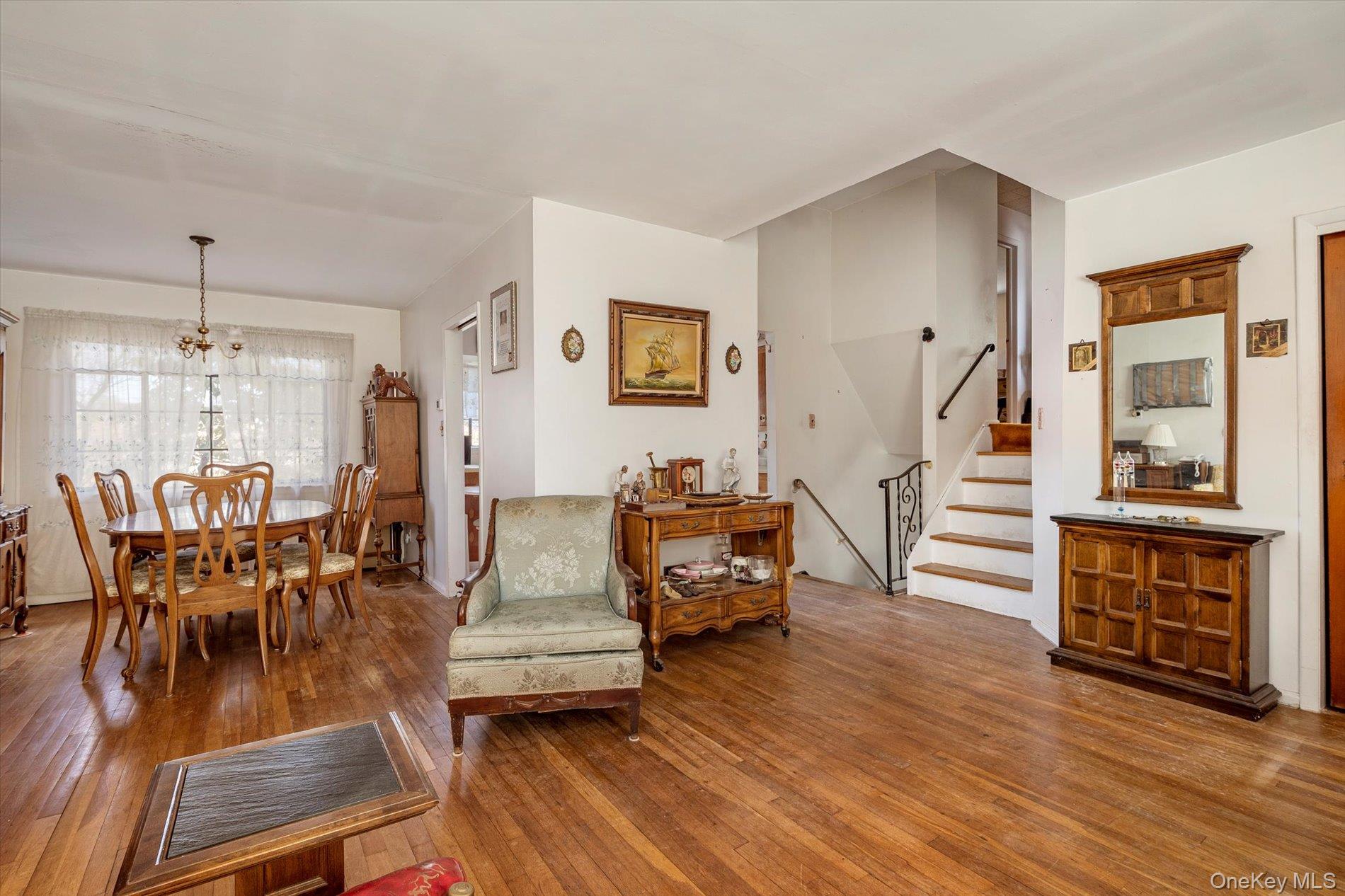 #7 photo, 285 Southwood Circle, Нассау ‖ Syosset , NY 11791