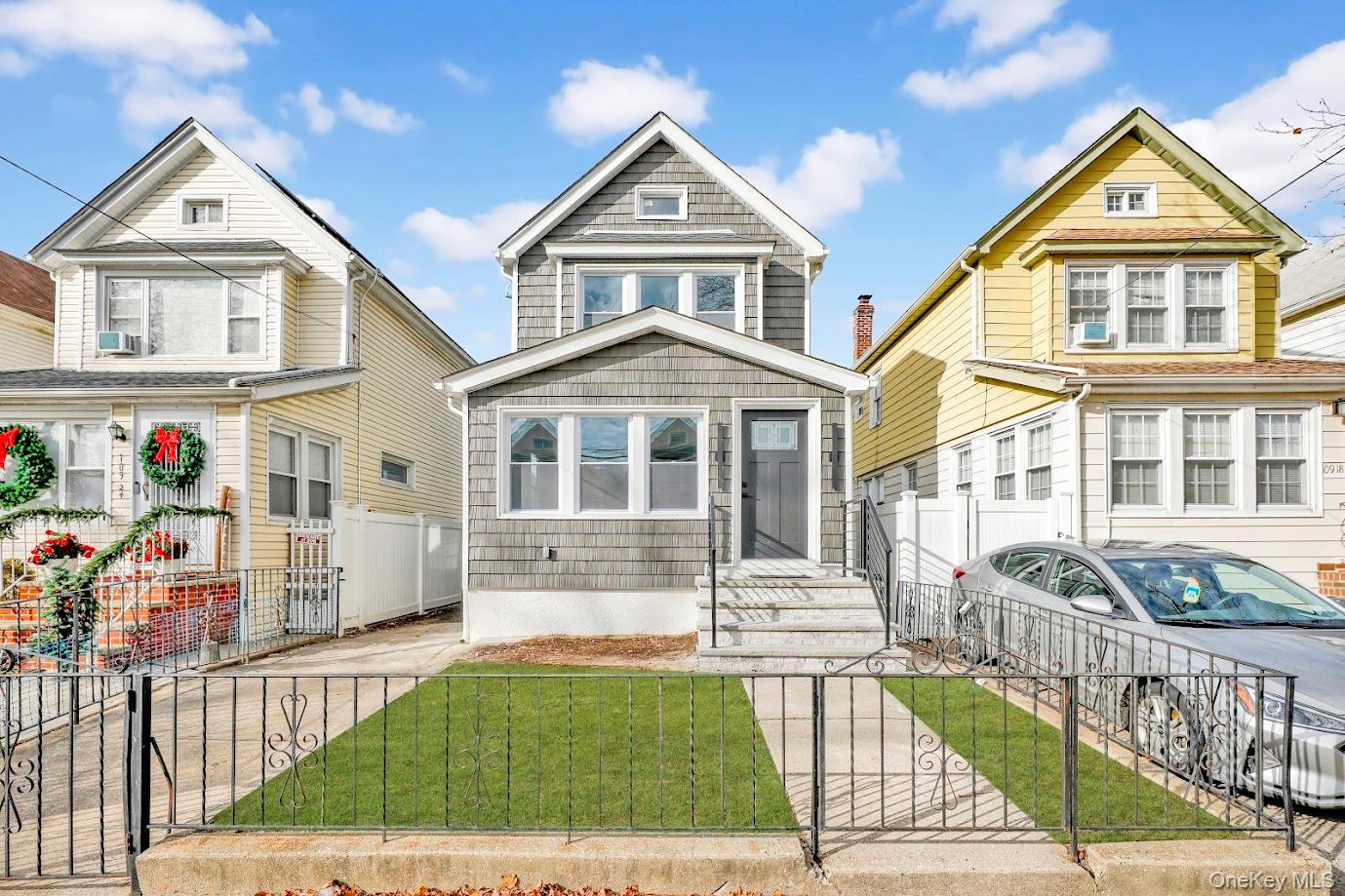 #1 photo, 10920 221st Street, Куинс ‖ Queens Village , NY 11429