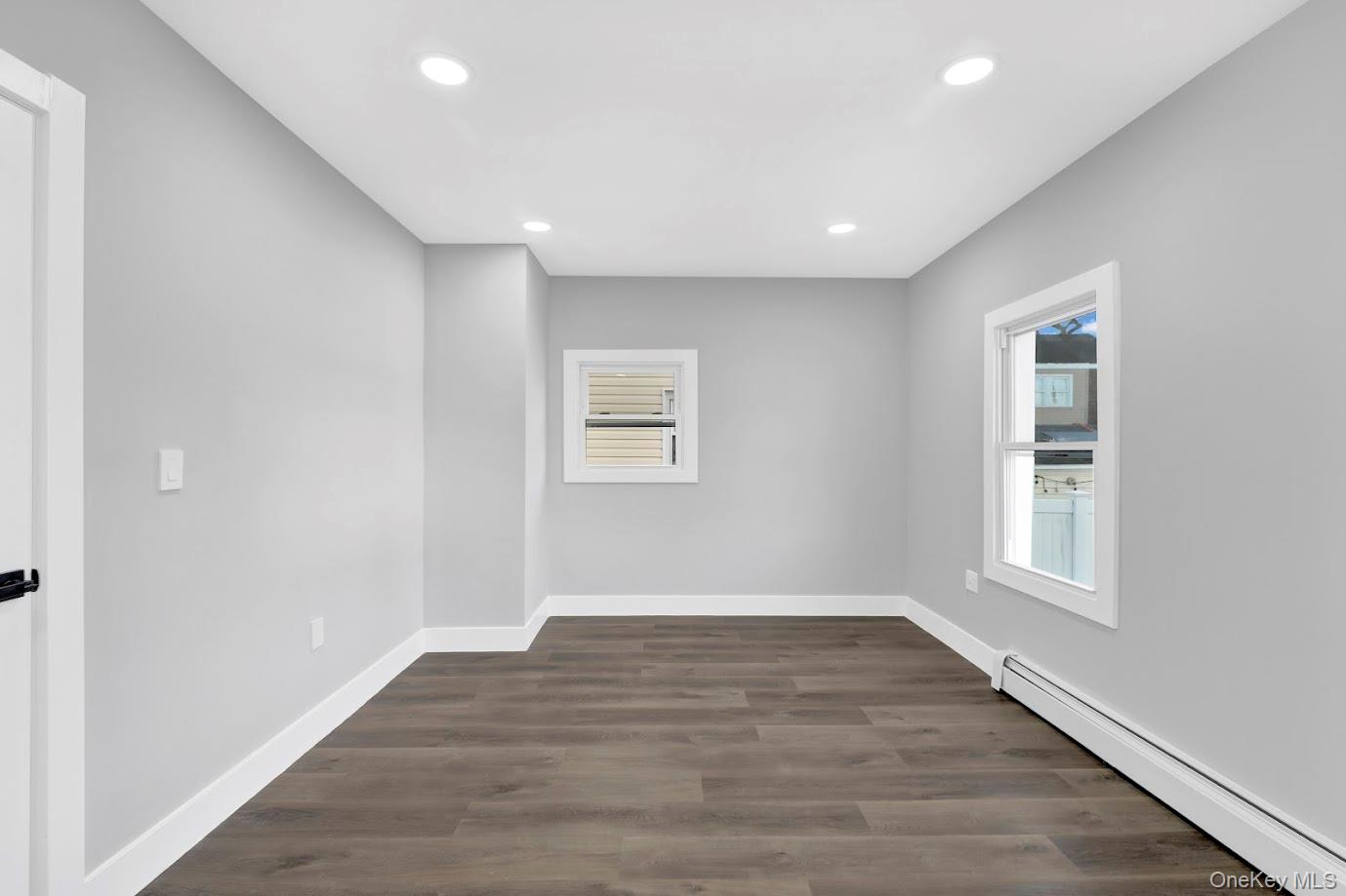 #20 photo, 10920 221st Street, Куинс ‖ Queens Village , NY 11429