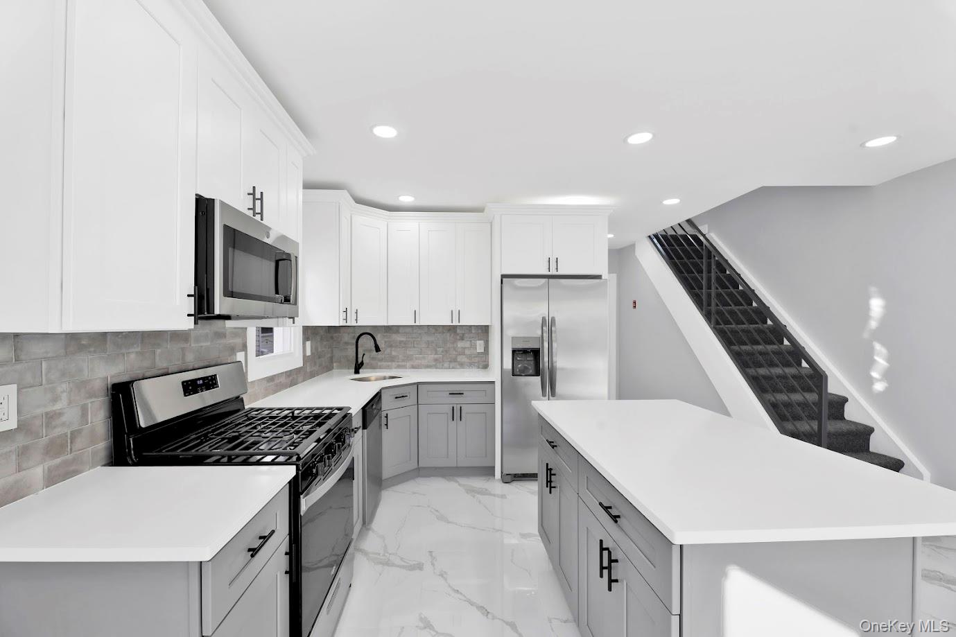 #7 photo, 10920 221st Street, Куинс ‖ Queens Village , NY 11429