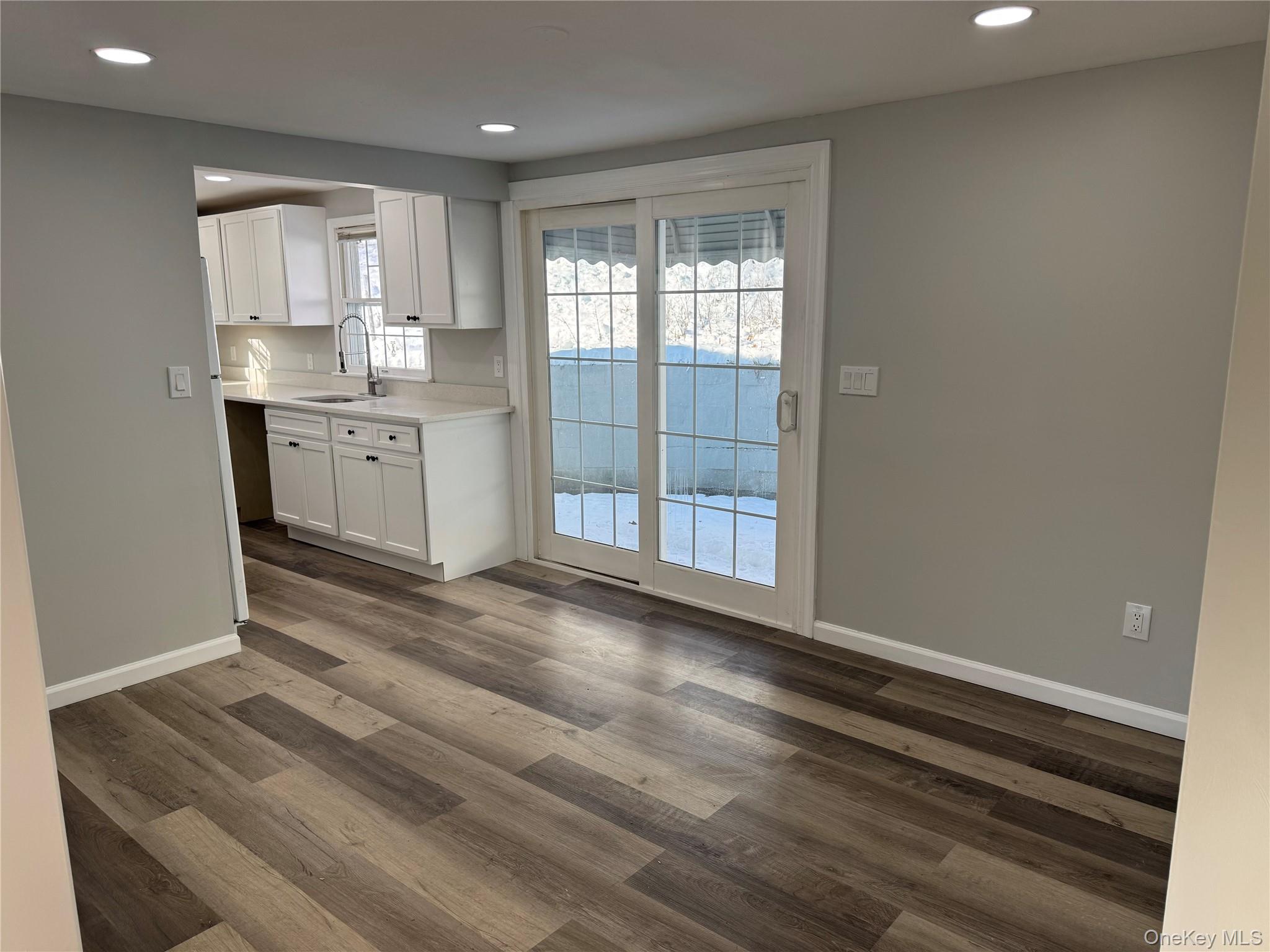 #10 photo, 81 Oakside Road, सफ़ोक काउंटी Smithtown , NY 11787