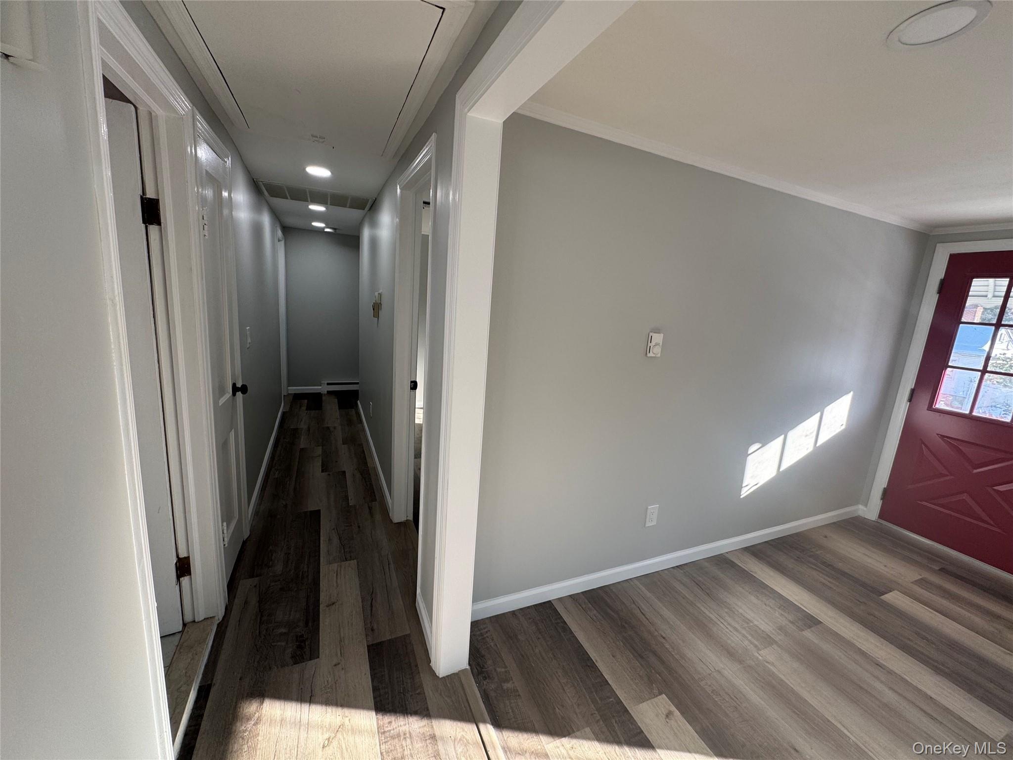 #14 photo, 81 Oakside Road, सफ़ोक काउंटी Smithtown , NY 11787