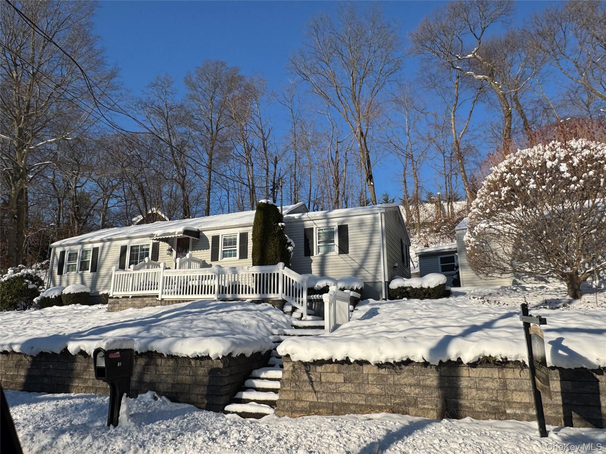 #4 photo, 81 Oakside Road, सफ़ोक काउंटी Smithtown , NY 11787