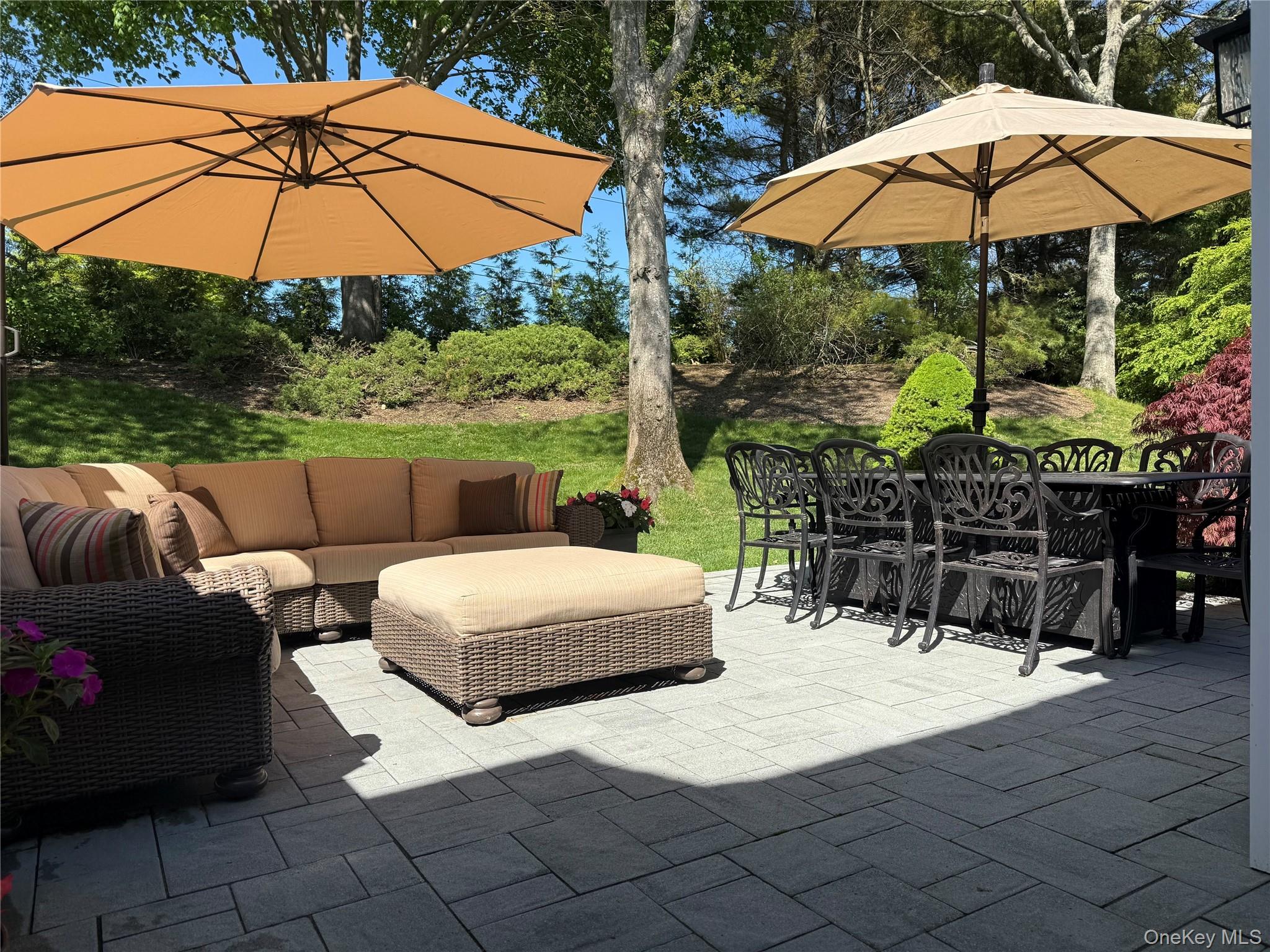 #1 photo, 50 Hubbard Lane, सफ़ोक काउंटी Southampton , NY 11968