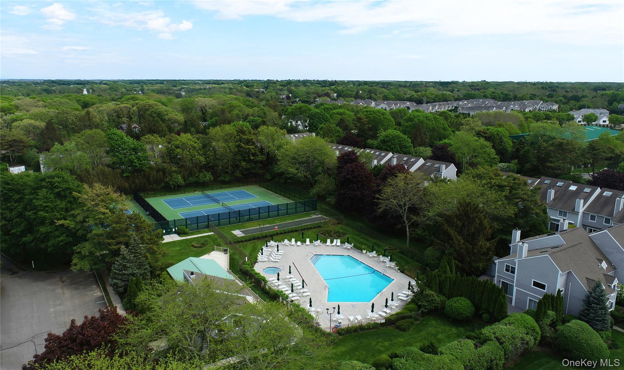 #7 photo, 50 Hubbard Lane, सफ़ोक काउंटी Southampton , NY 11968