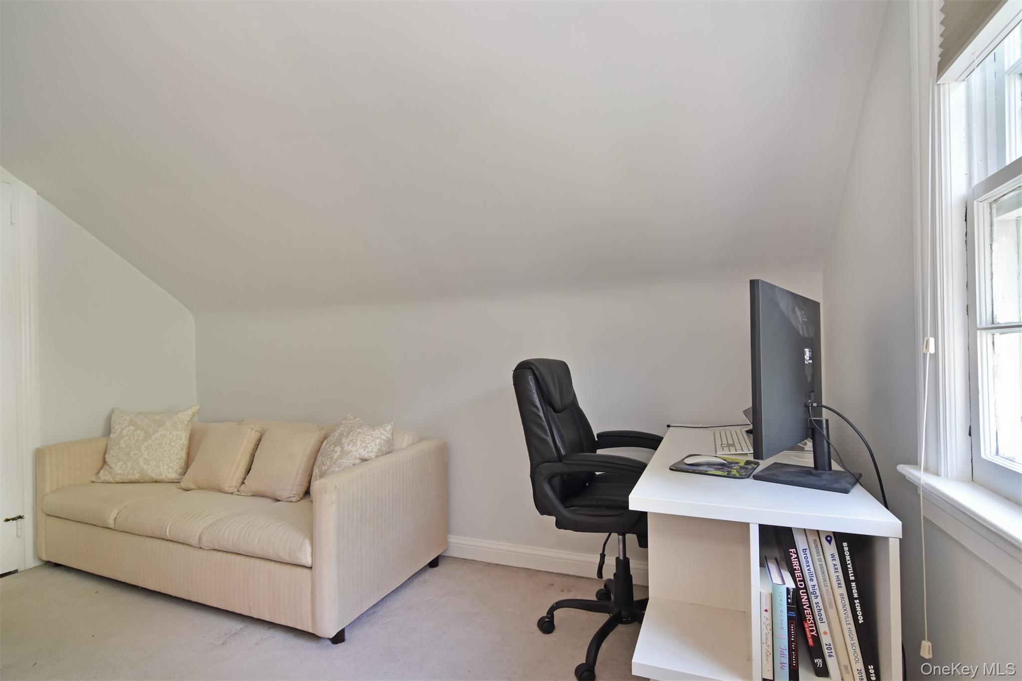 #16 photo, 147 Midland Avenue, ब्रोंक्स Bronxville , NY 10708