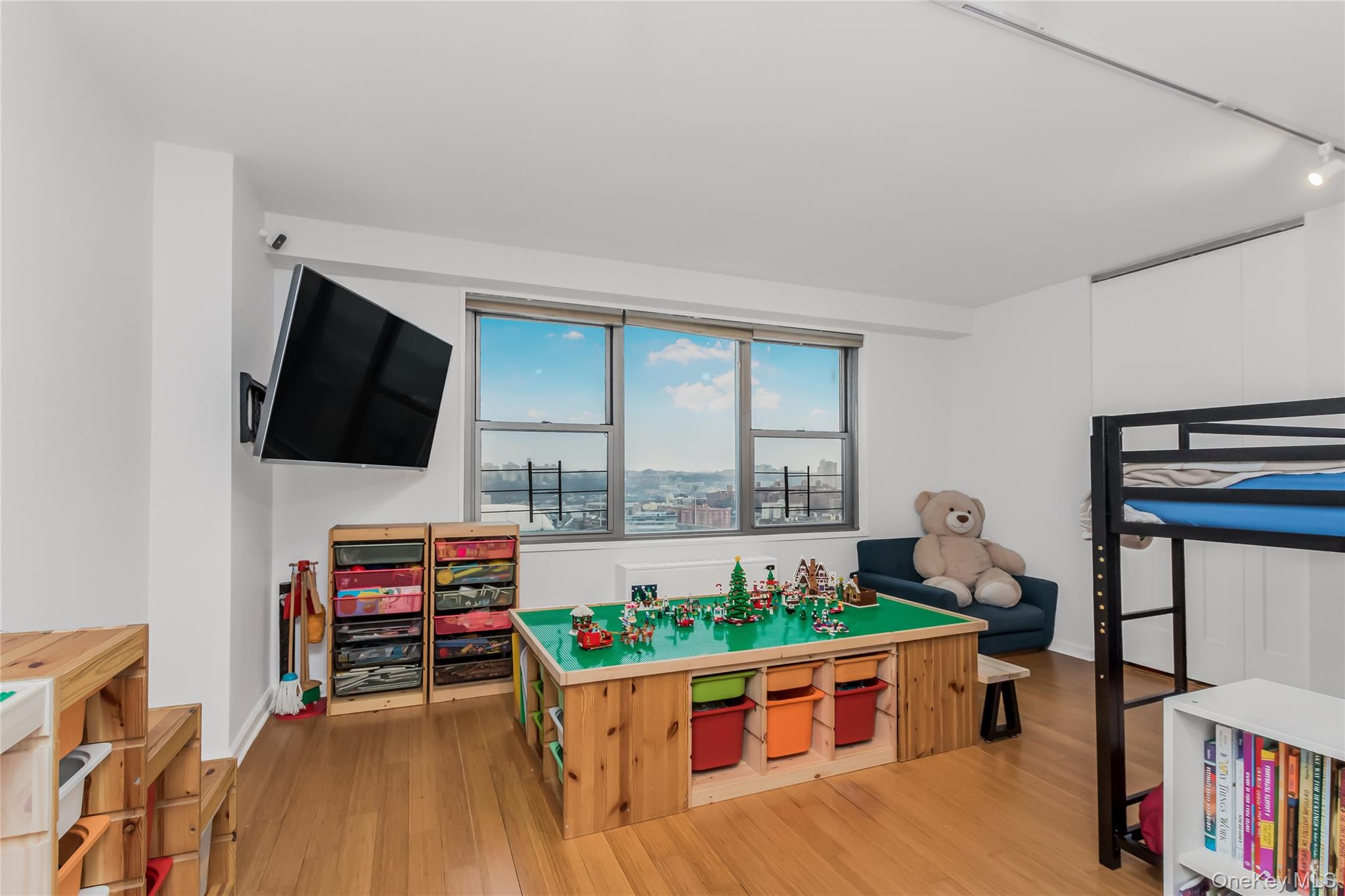 #10 photo, 2500 Johnson Avenue, ब्रोंक्स Bronx , NY 10463