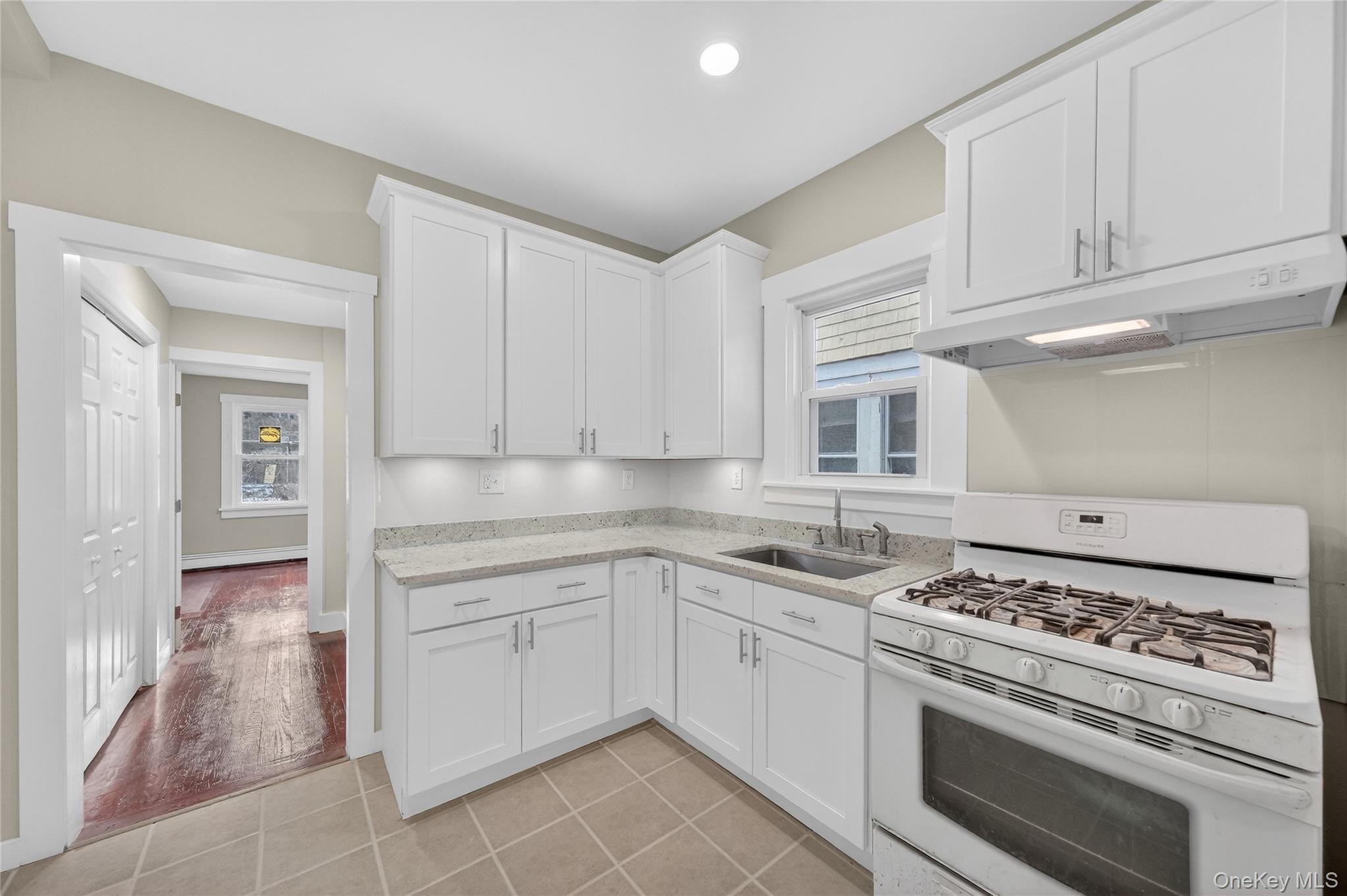 #14 photo, 13 Poplar Street, Newburgh , NY 12550