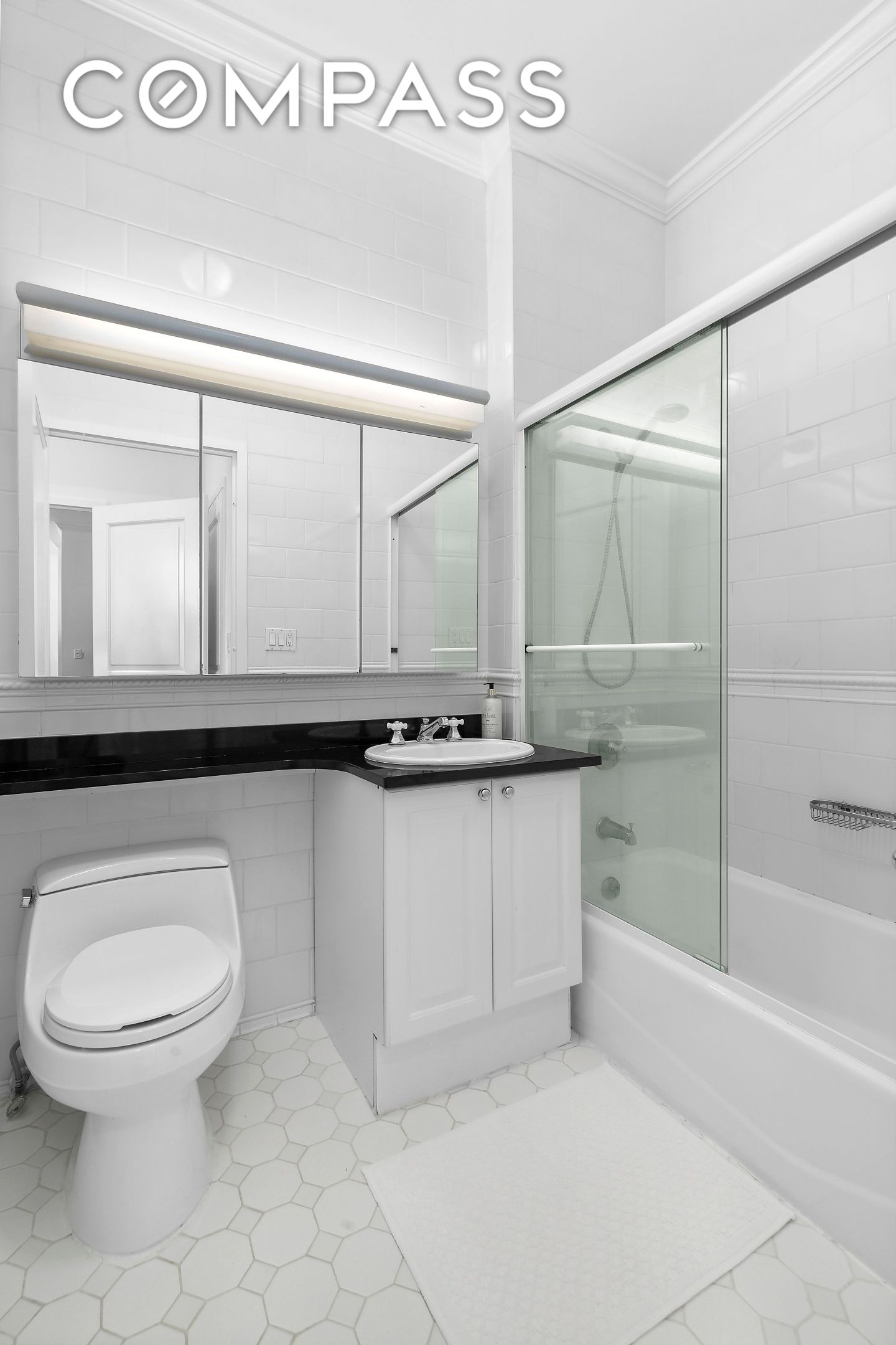 #6 photo, 350 E 82nd Street, मैनहटन Upper East Side , NY 10028