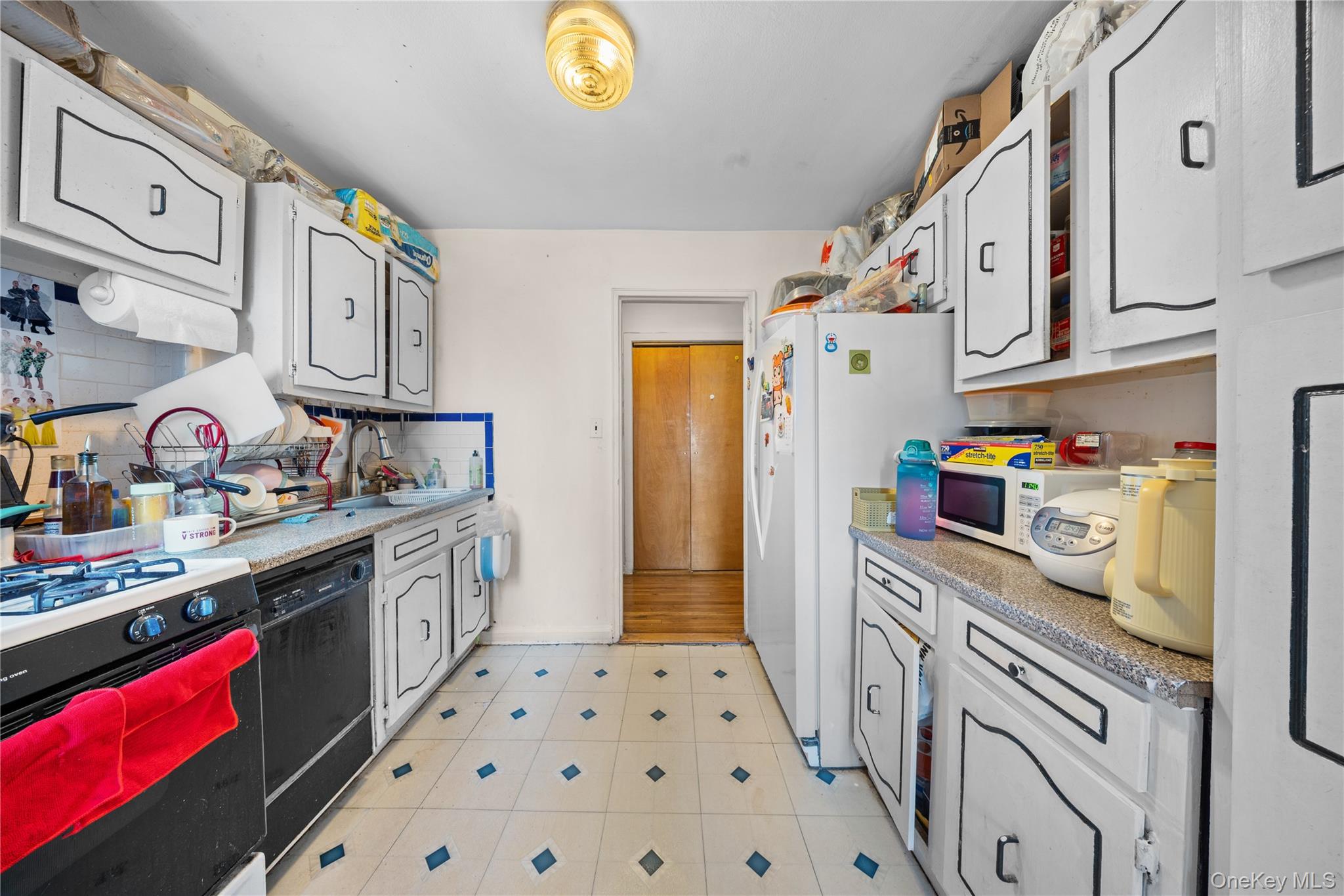 #10 photo, 105-25 67th Road, Forest Hills , NY 11375