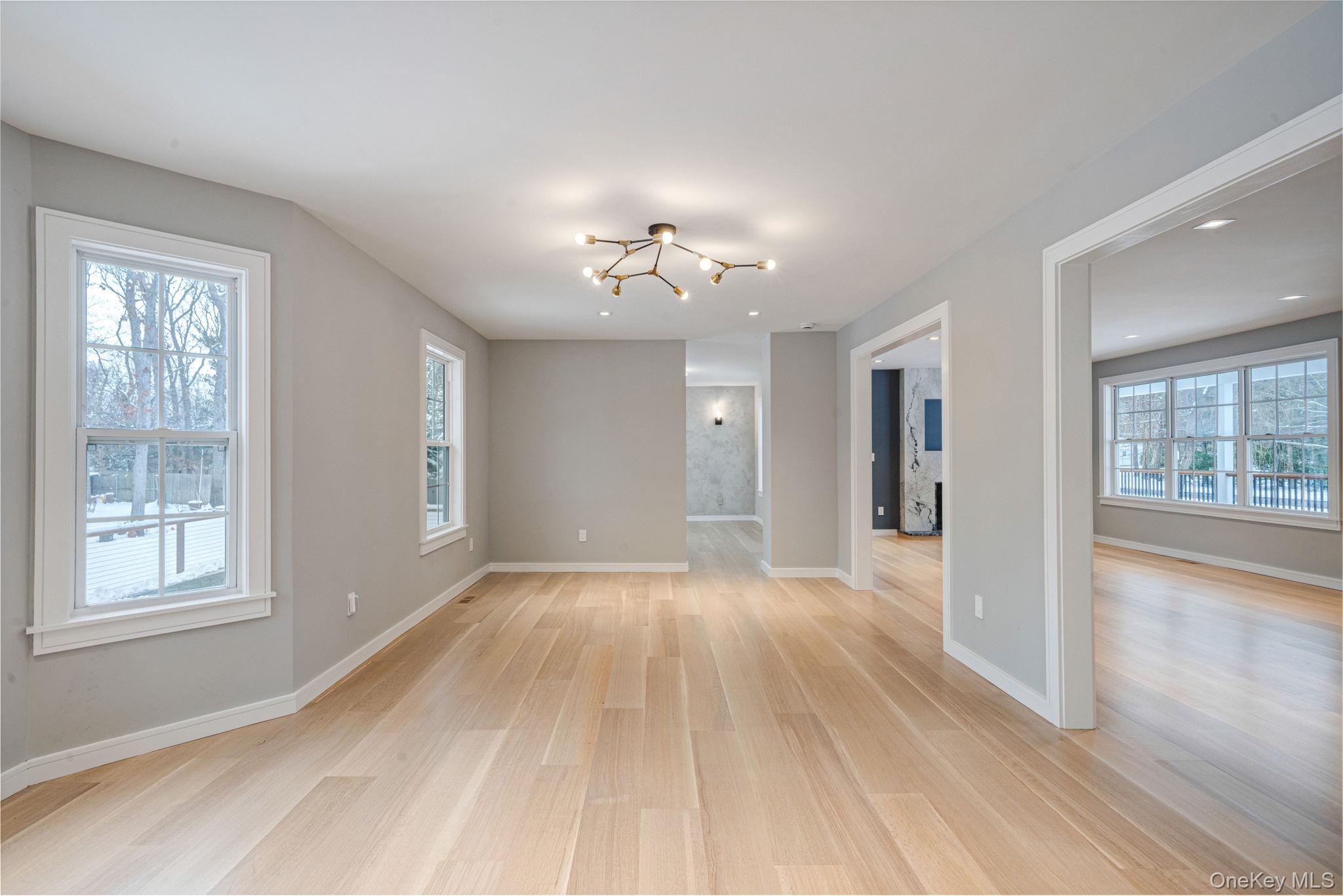 #17 photo, 7 Sander Court, Саффолк ‖ Middle Island , NY 11953