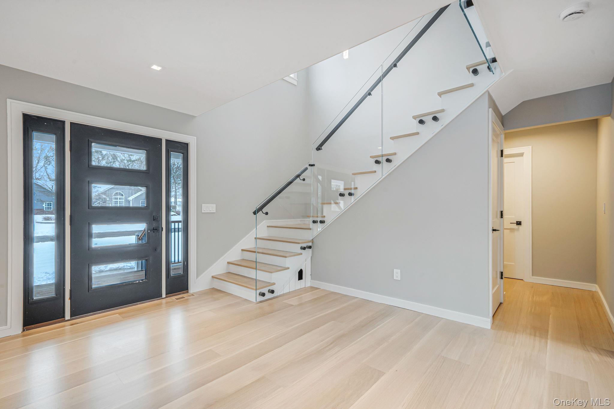 #7 photo, 7 Sander Court, Саффолк ‖ Middle Island , NY 11953