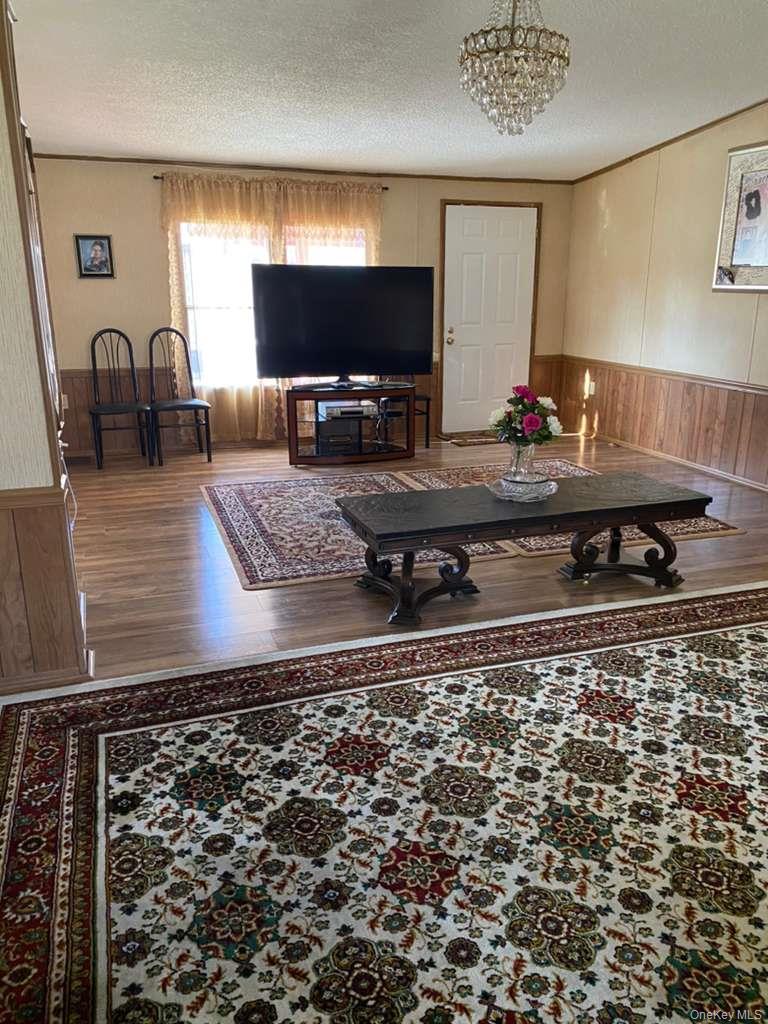 #11 photo, 10 Dartmouth Court, 뉴욕주 Fallsburg , NY 12759