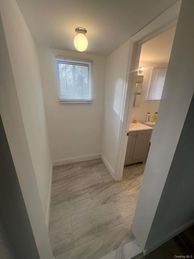 #7 photo, 223 S 8th Street, Саффолк ‖ Lindenhurst , NY 11757