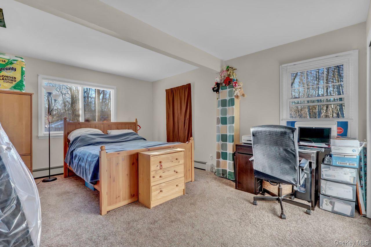 #9 photo, 10 Eastport Manor Road, Eastport , NY 11941