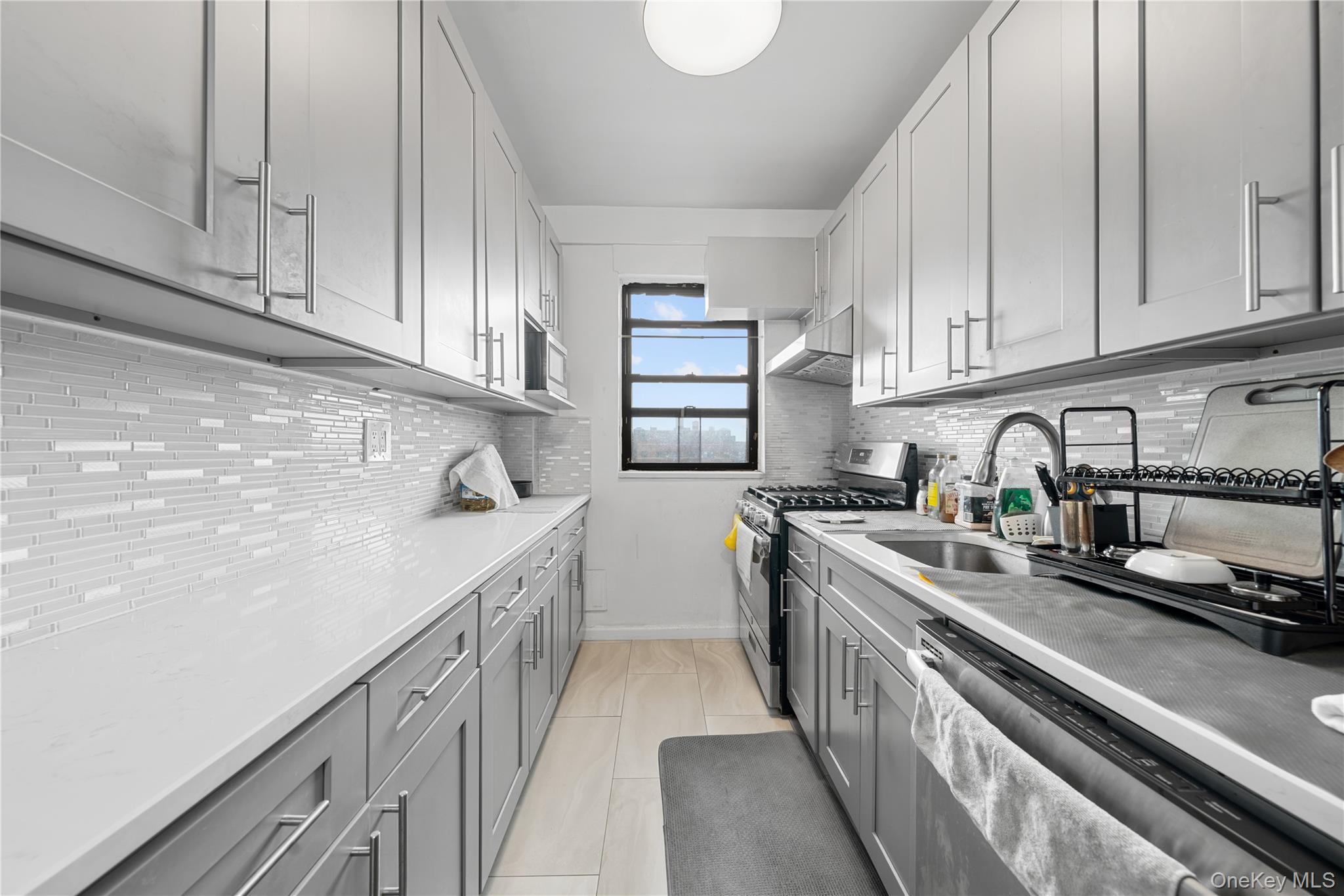 #1 photo, 99-32 66th Road, קווינס Rego Park , NY 11374