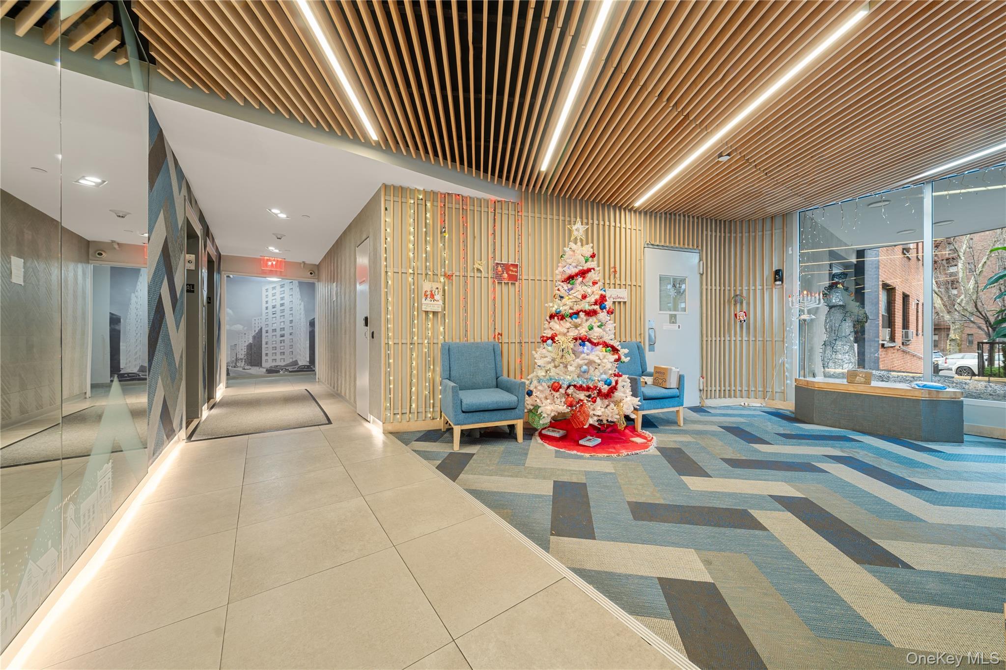 #4 photo, 99-32 66th Road, קווינס Rego Park , NY 11374