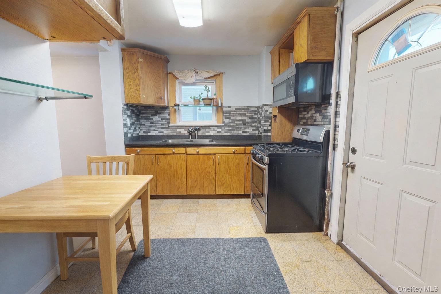 #11 photo, 9456 199th Street, Куинс ‖ Hollis , NY 11423