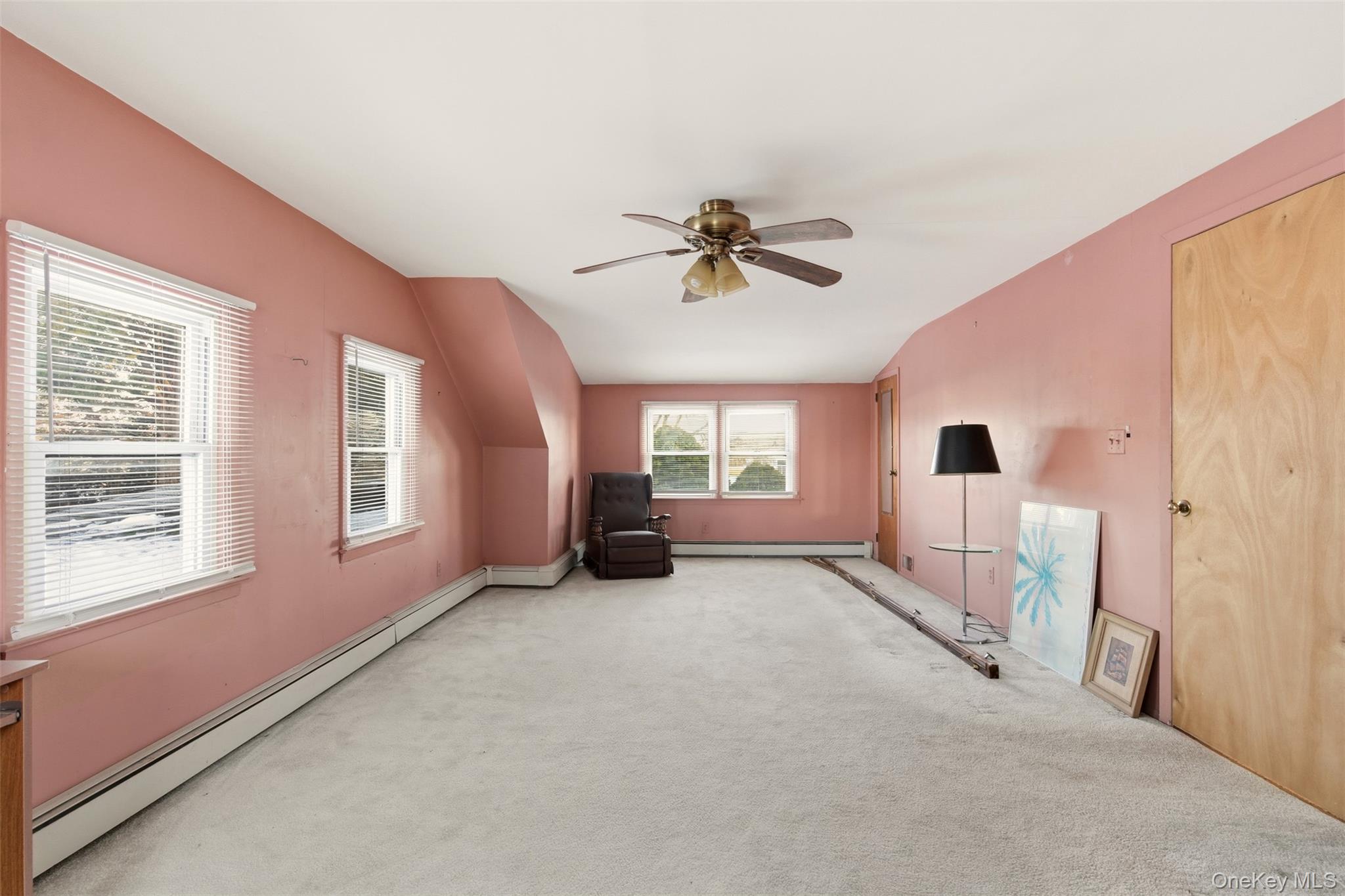 #13 photo, 2377 Stewart Avenue, Нассау ‖ Westbury , NY 11590