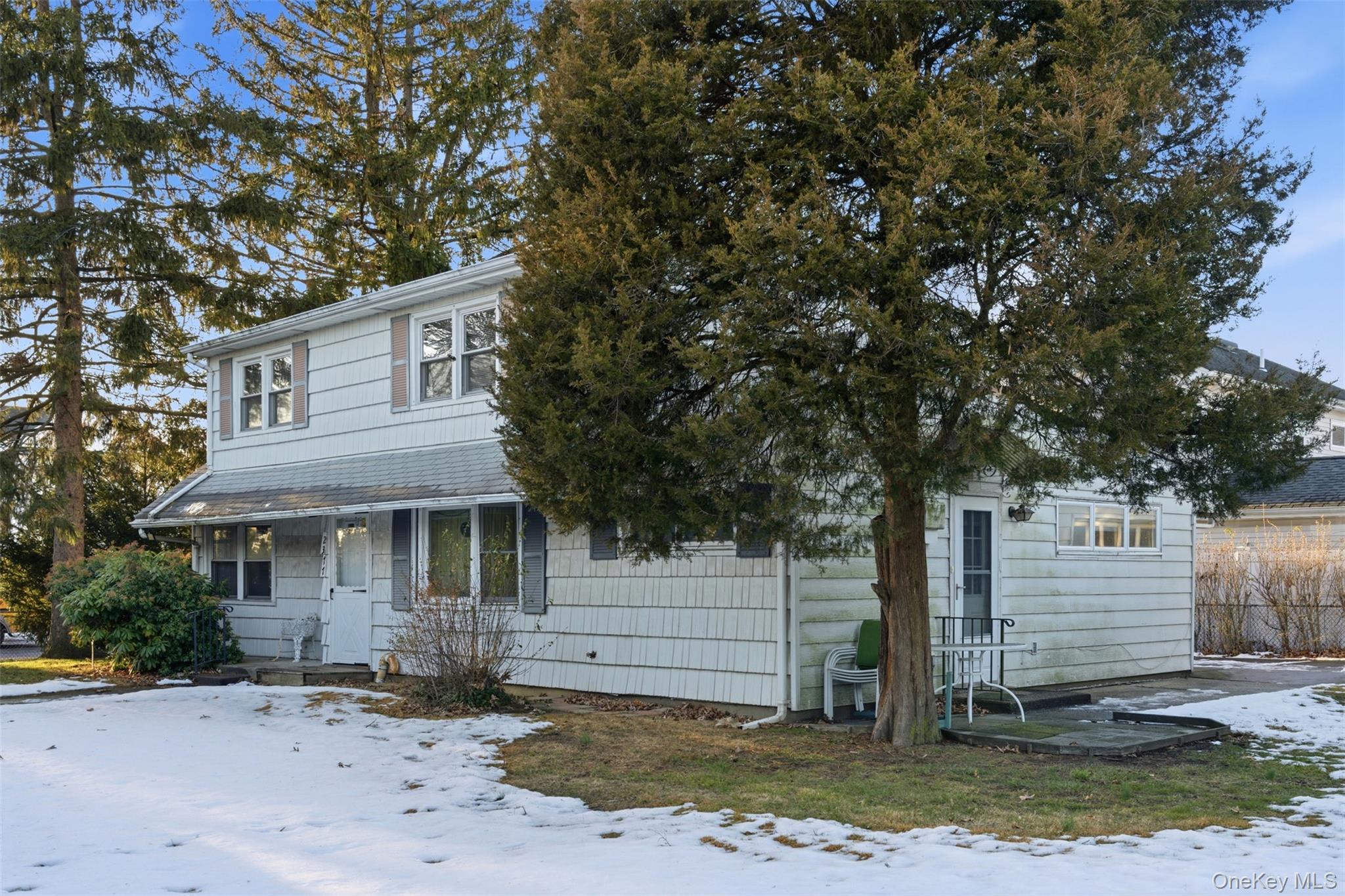 #4 photo, 2377 Stewart Avenue, Нассау ‖ Westbury , NY 11590