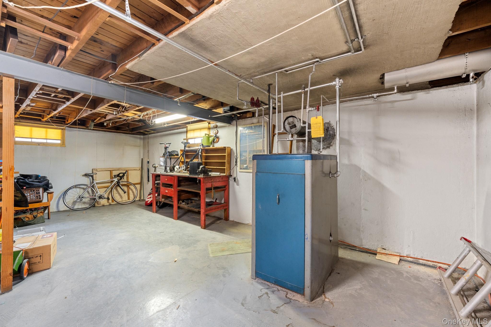 #11 photo, 243-19 129th Avenue, קווינס Rosedale , NY 11422