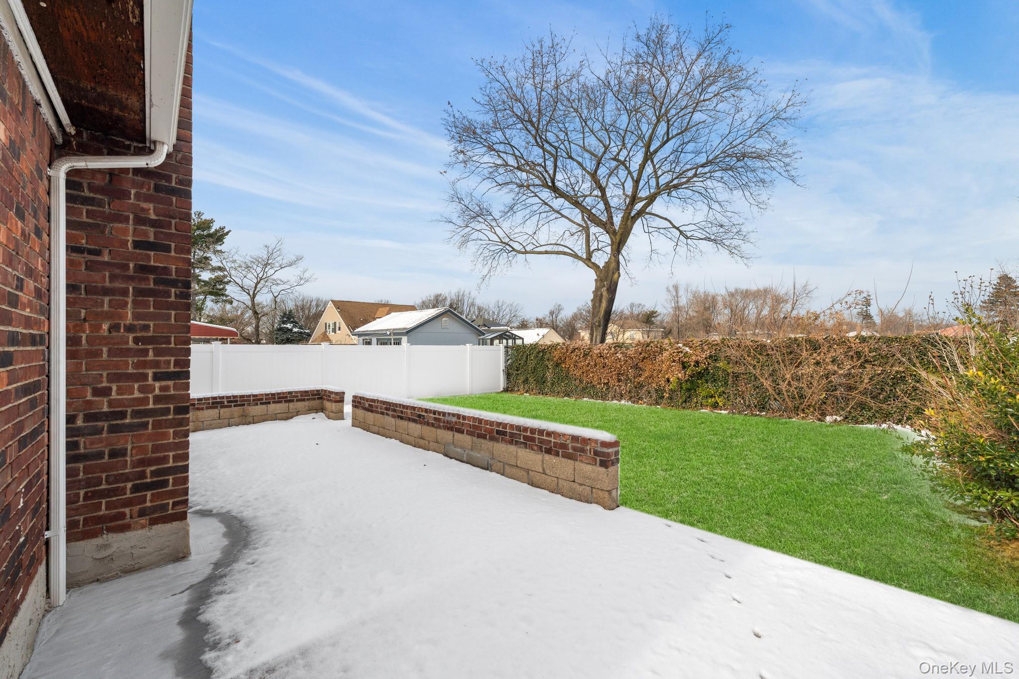 #17 photo, 243-19 129th Avenue, קווינס Rosedale , NY 11422