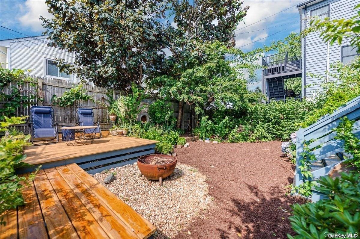 #18 photo, 311 E Market Street, Нассау ‖ Long Beach , NY 11561