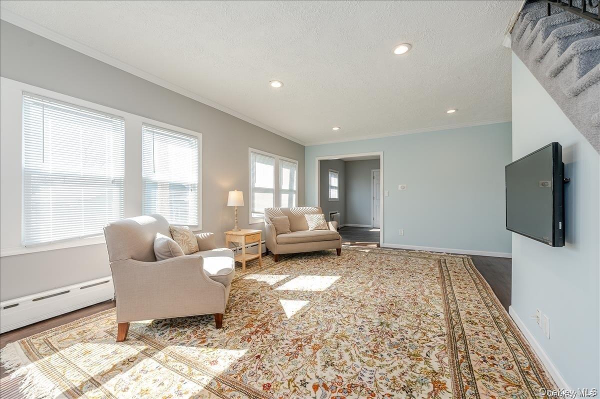 #5 photo, 311 E Market Street, Нассау ‖ Long Beach , NY 11561