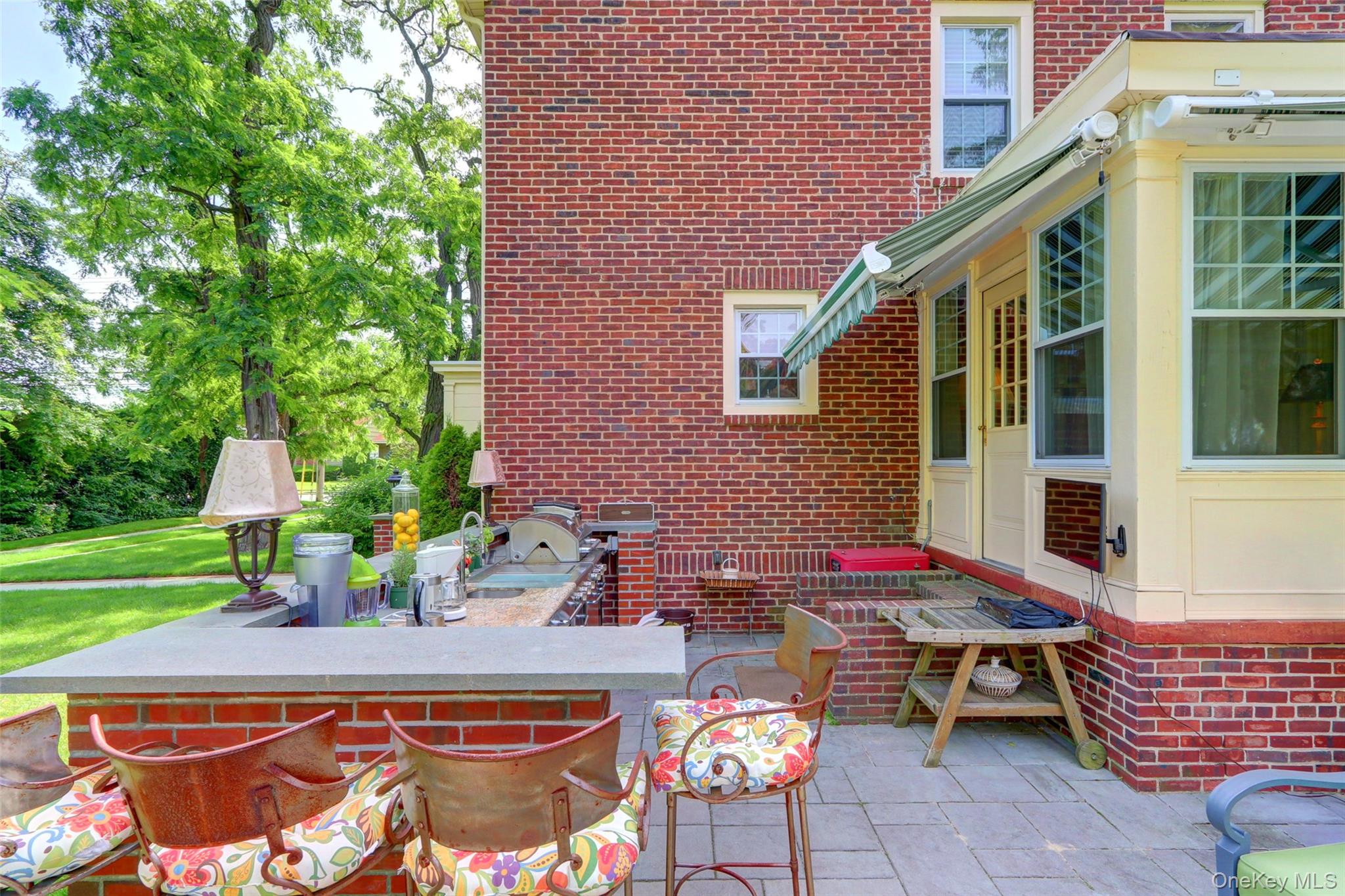 #11 photo, 205 hempstead Avenue, Нассау ‖ Malverne , NY 11565