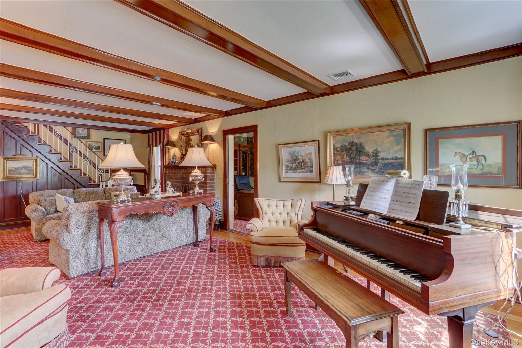 #13 photo, 205 hempstead Avenue, Нассау ‖ Malverne , NY 11565