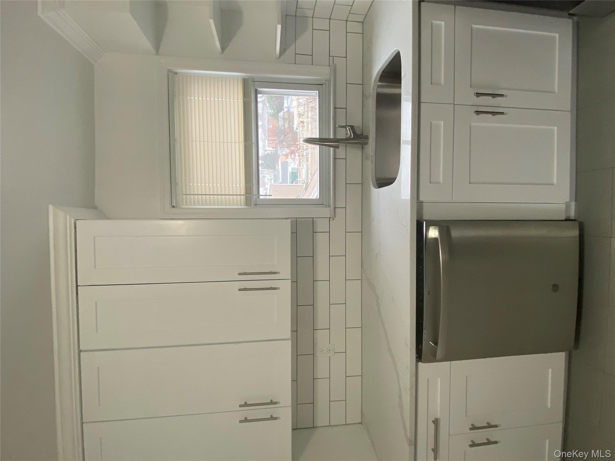 #6 photo, 151-55 20th Road, कुईंस Whitestone , NY 11357