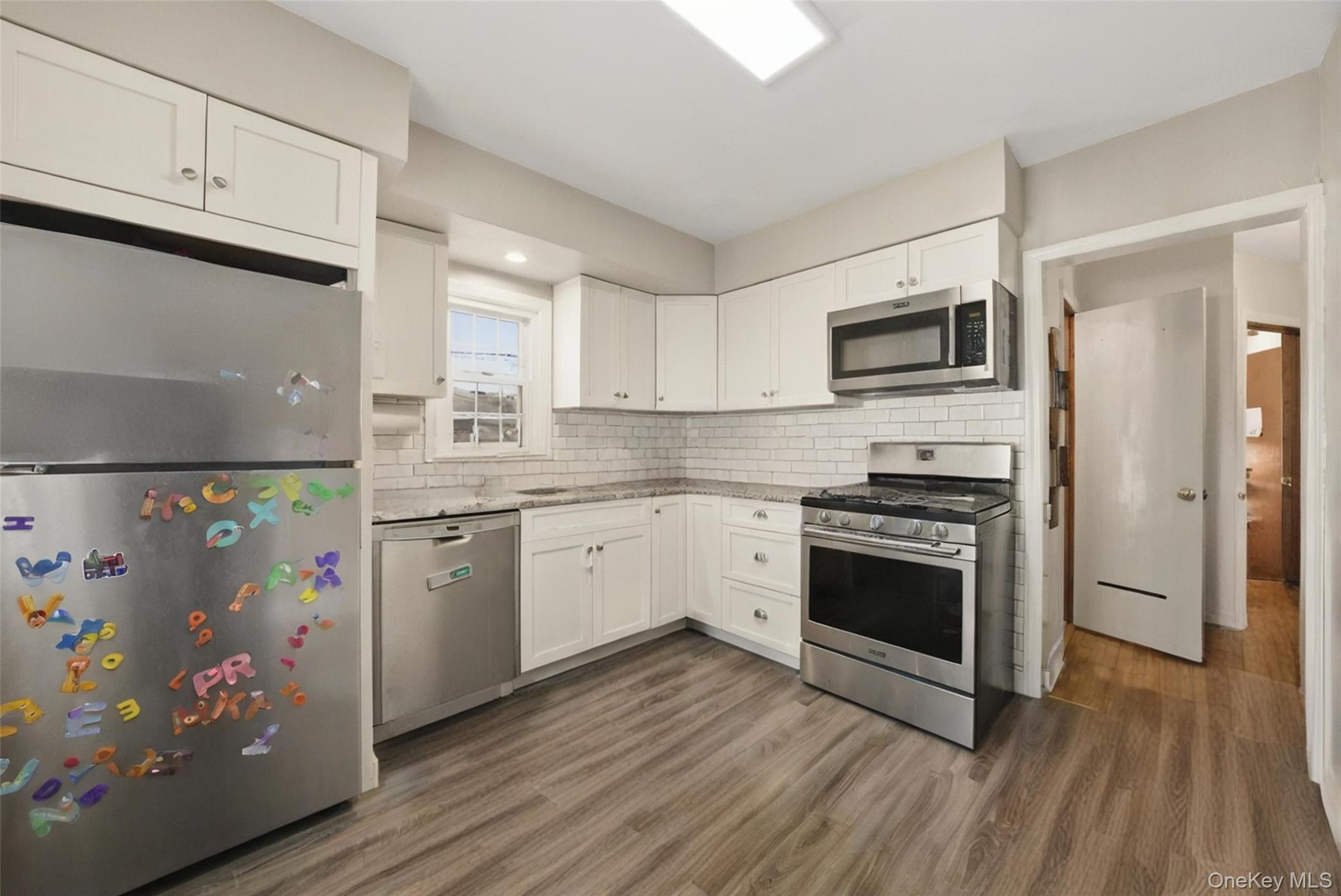 #13 photo, 222 Lido Parkway, Саффолк ‖ Lindenhurst , NY 11757