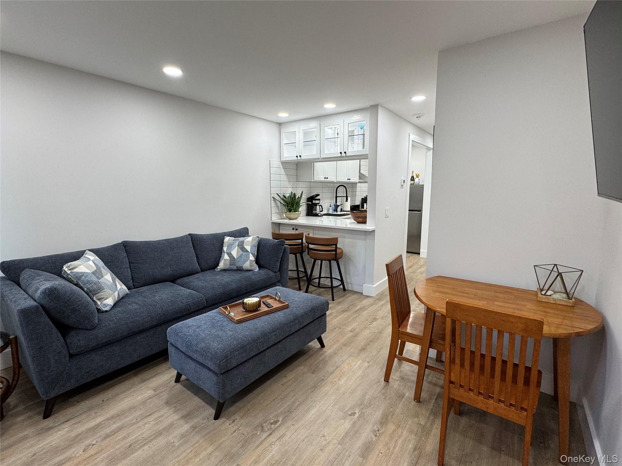 #8 photo, 49 Canoe Place Road, 东长岛 Hampton Bays , NY 11946