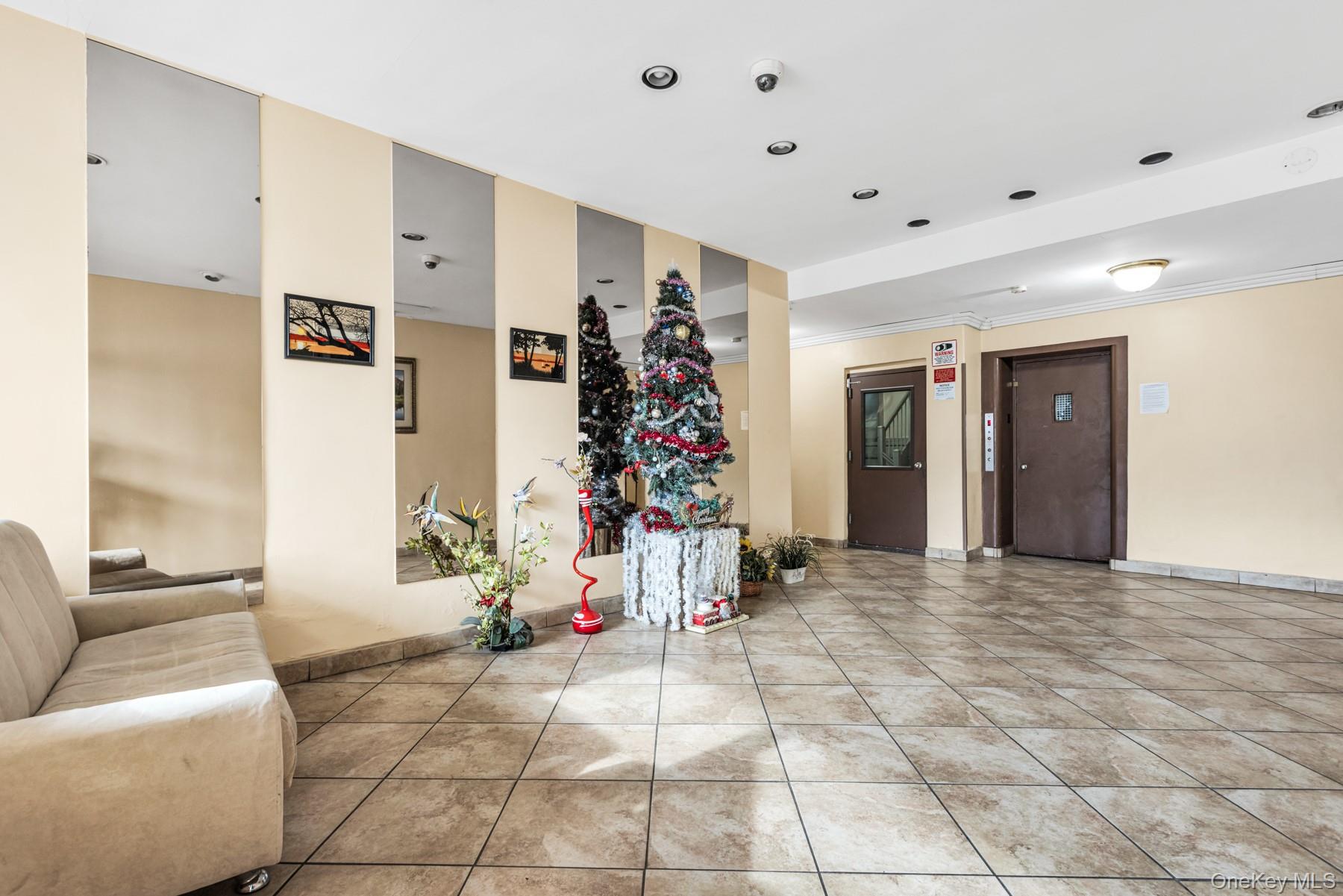 #17 photo, 2600 E 21st Street, Бруклин ‖ Brooklyn , NY 11235