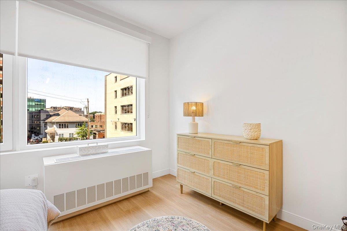 #13 photo, 8 Chester Avenue, White Plains , NY 10601