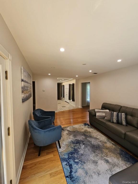 #7 photo, 11 Cliff Court, Monroe , NY 10950