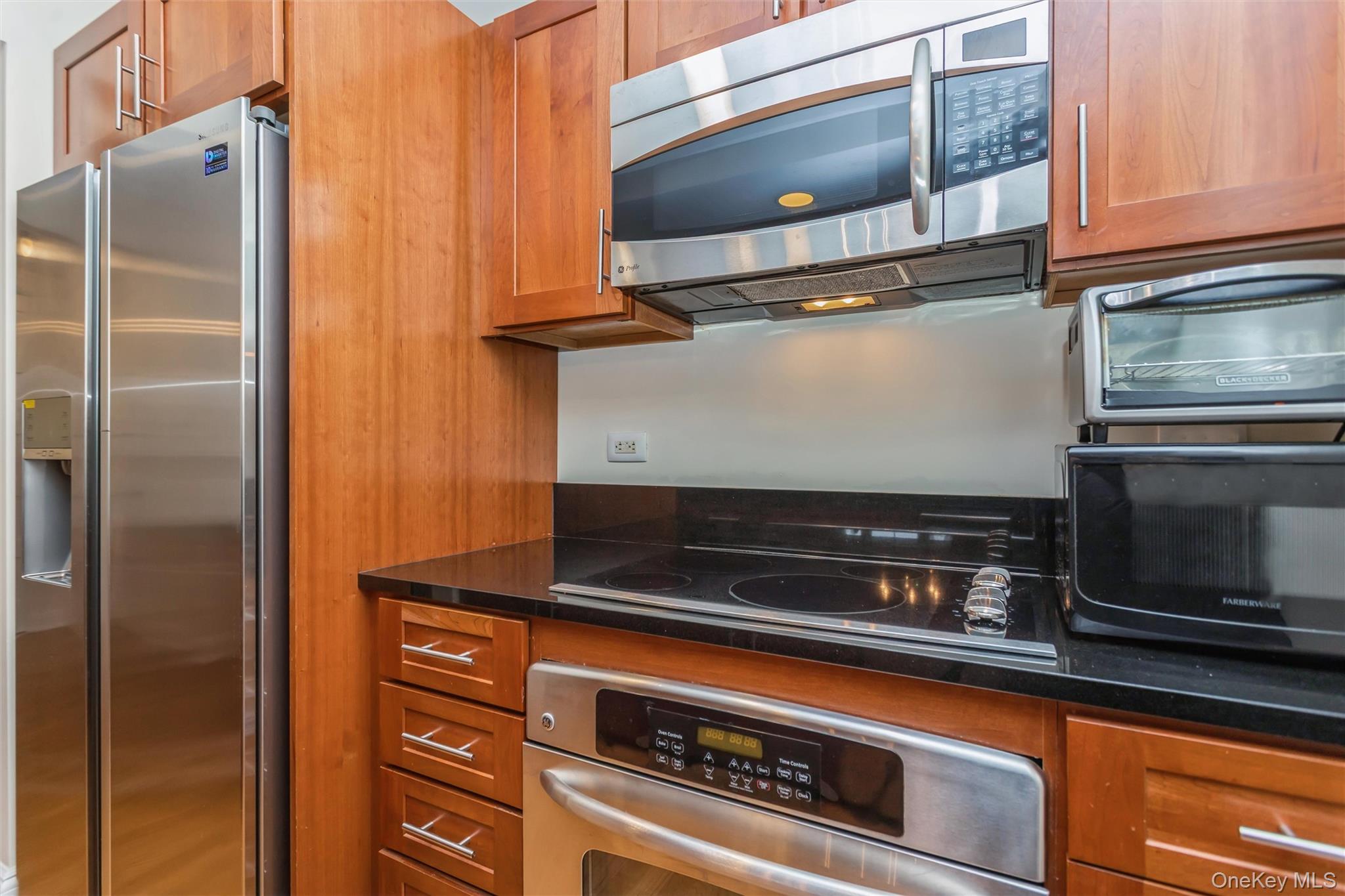 #9 photo, 225 Stanley Avenue, Mamaroneck , NY 10543