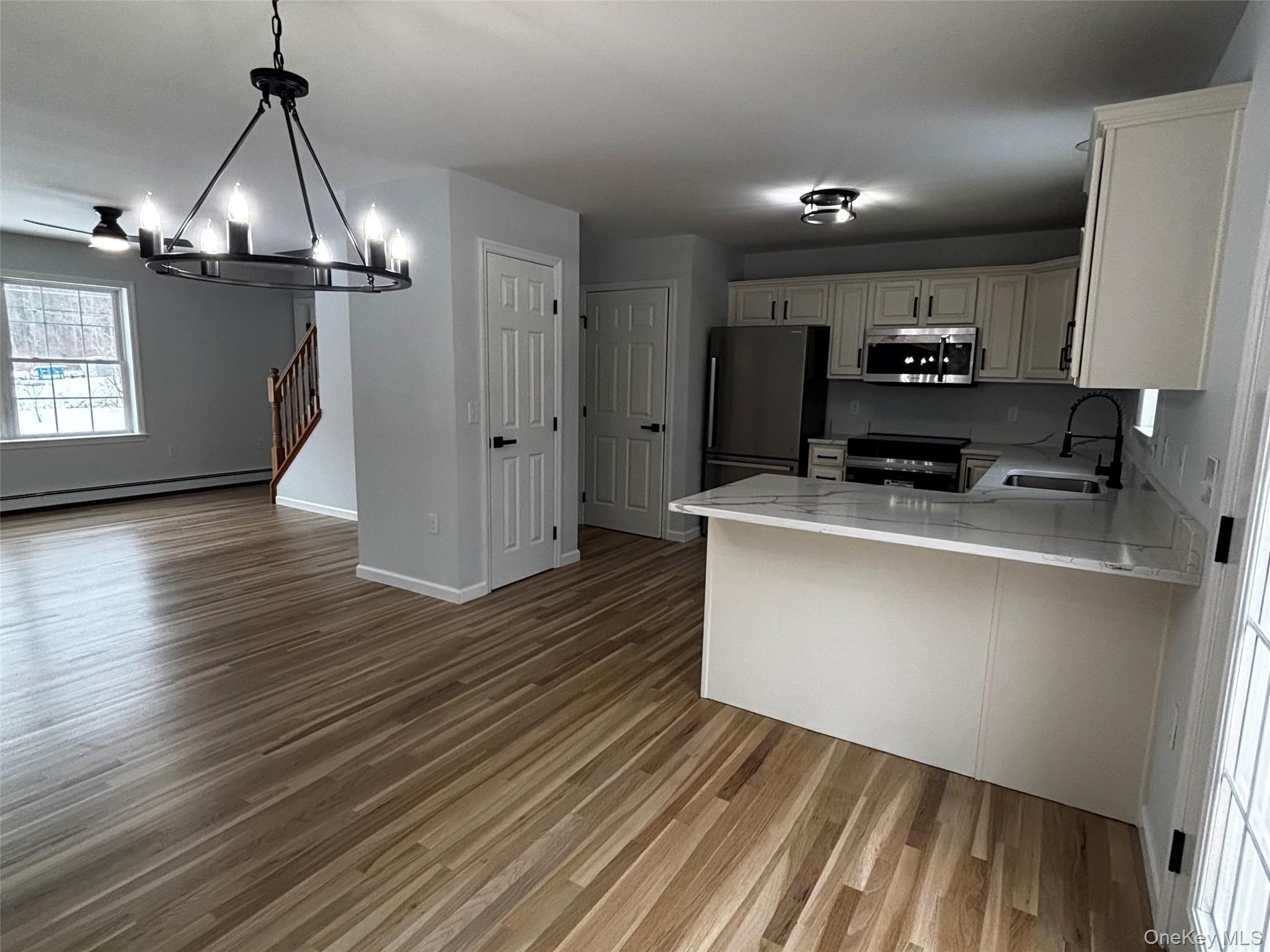 #14 photo, 35 Pioneer Road, Gardiner , NY 12525