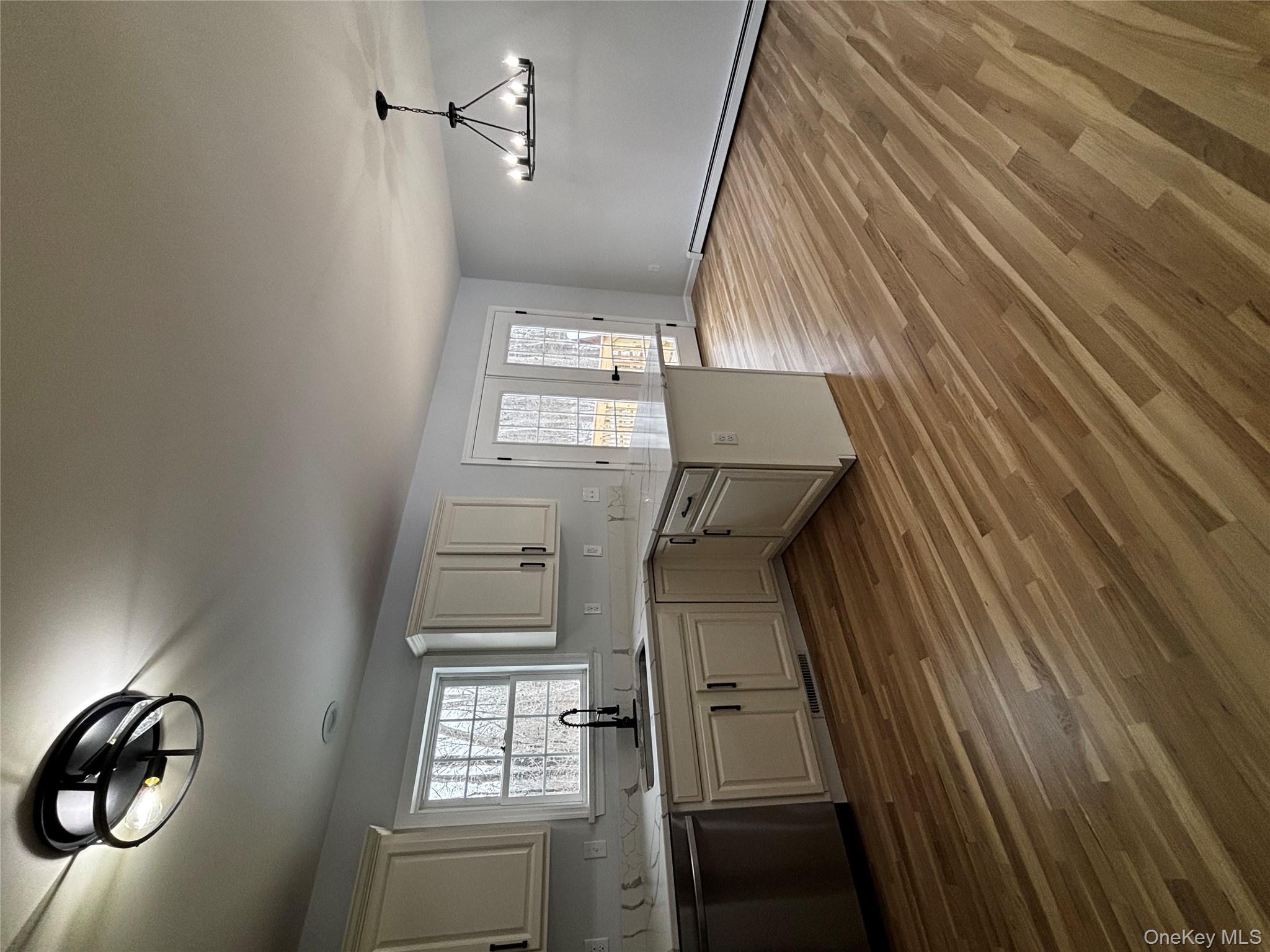 #19 photo, 35 Pioneer Road, Gardiner , NY 12525