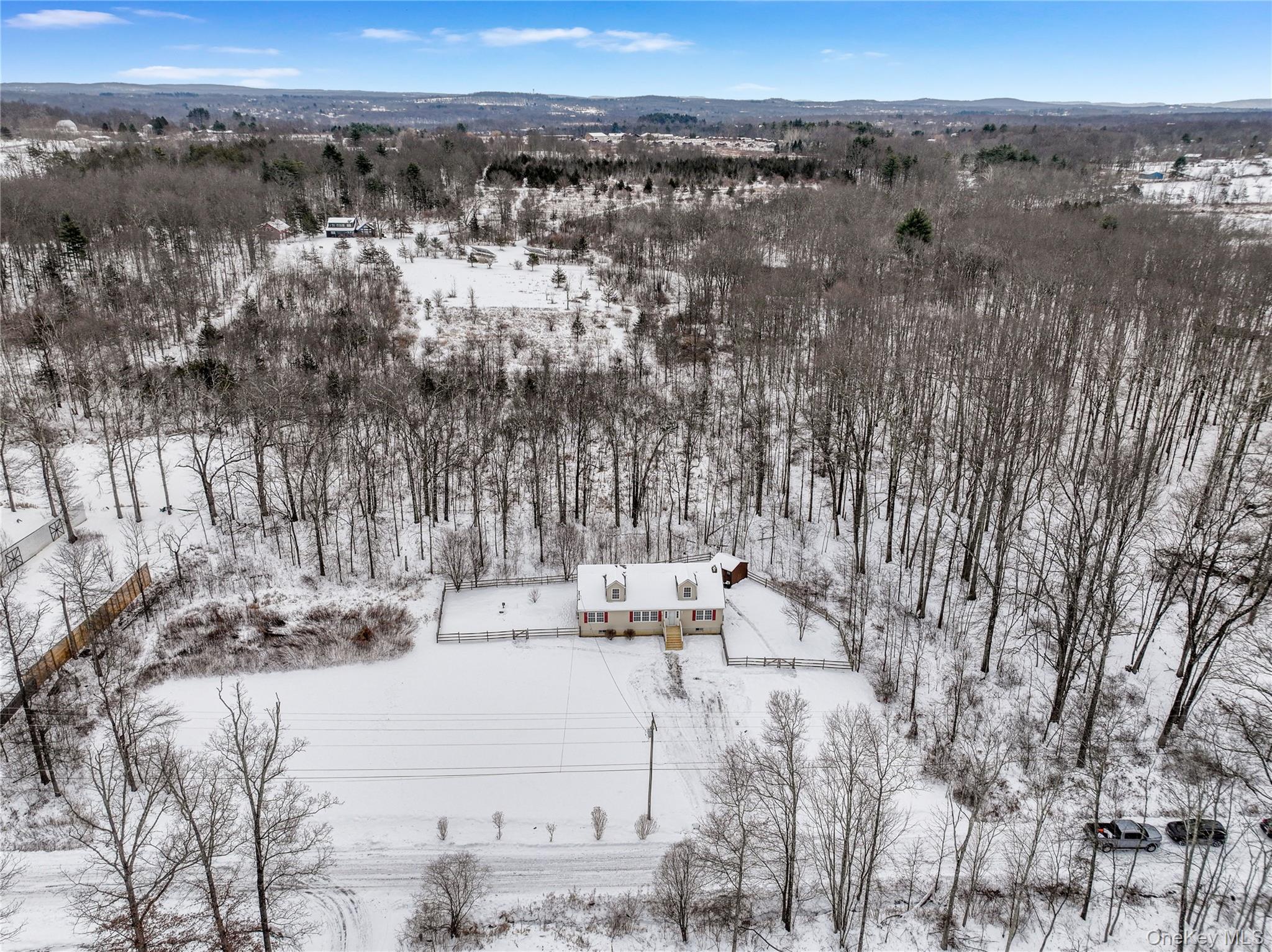 #8 photo, 35 Pioneer Road, Gardiner , NY 12525