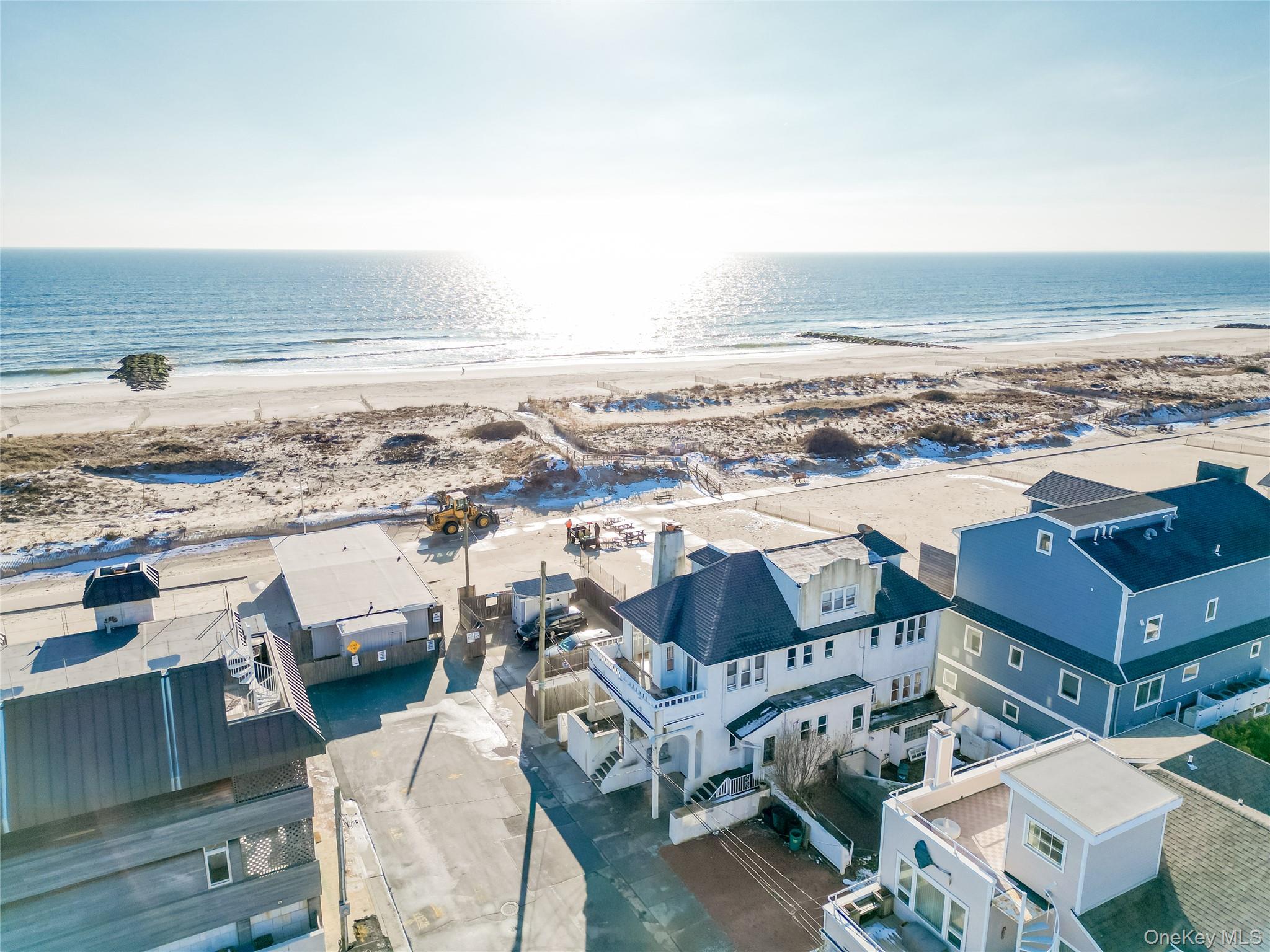 #1 photo, 23 Troy Avenue, नासाउ काउंटी East Atlantic Beach , NY 11561