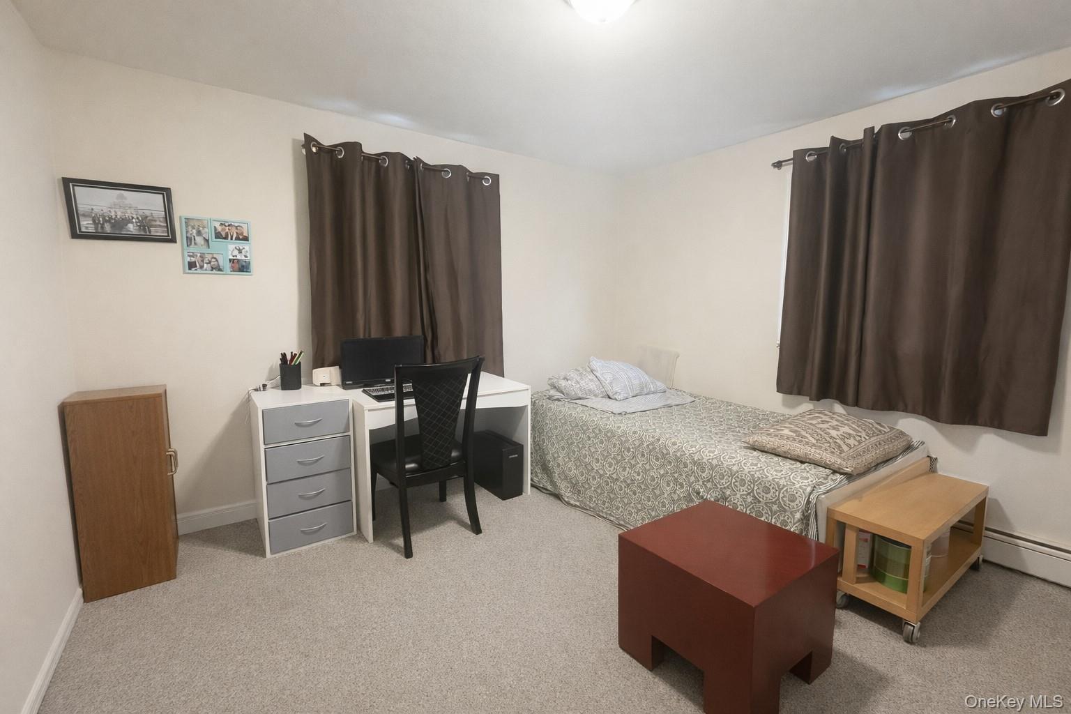 #5 photo, 187 Horseblock Road, Саффолк ‖ Farmingville , NY 11738