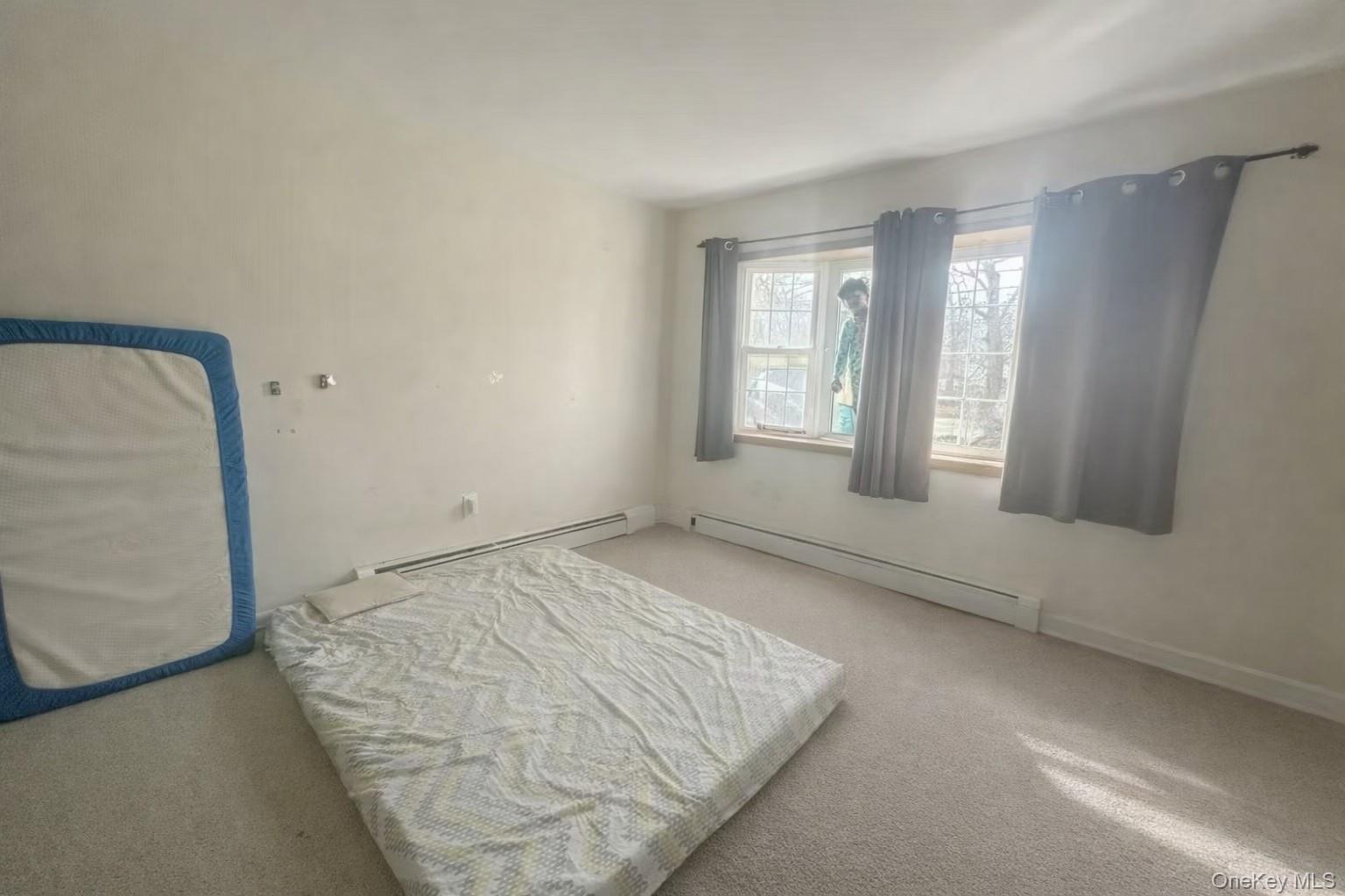 #6 photo, 187 Horseblock Road, Саффолк ‖ Farmingville , NY 11738