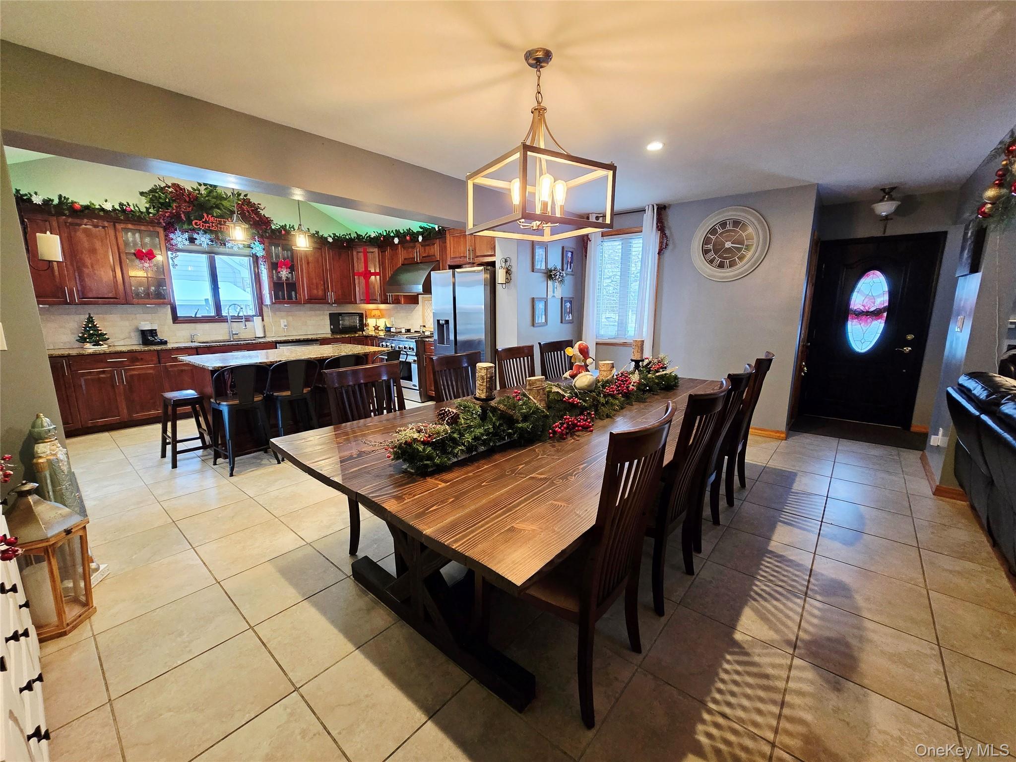 #6 photo, 177 Sheridan Boulevard, नासाउ काउंटी Mineola , NY 11501