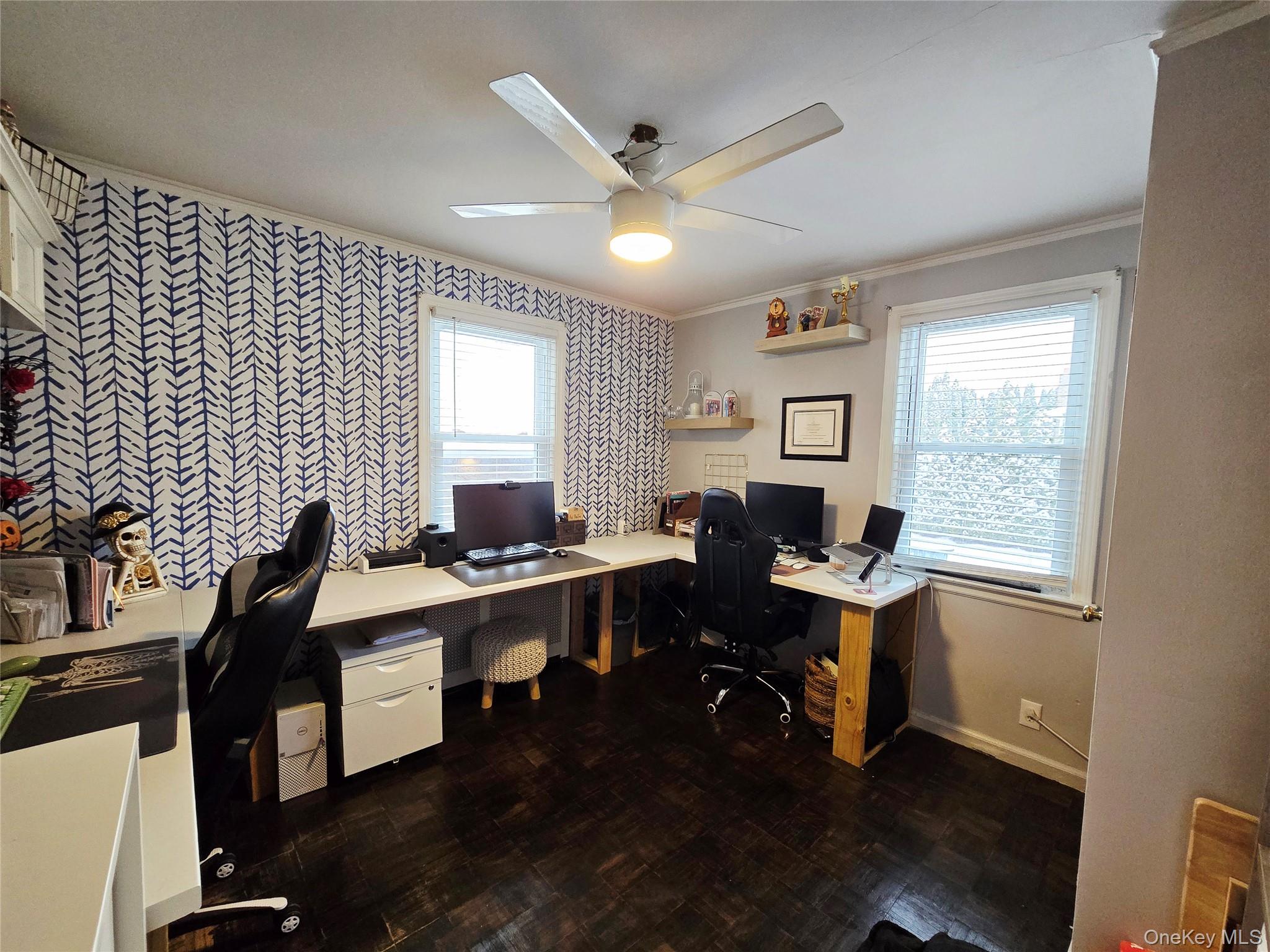 #9 photo, 177 Sheridan Boulevard, नासाउ काउंटी Mineola , NY 11501