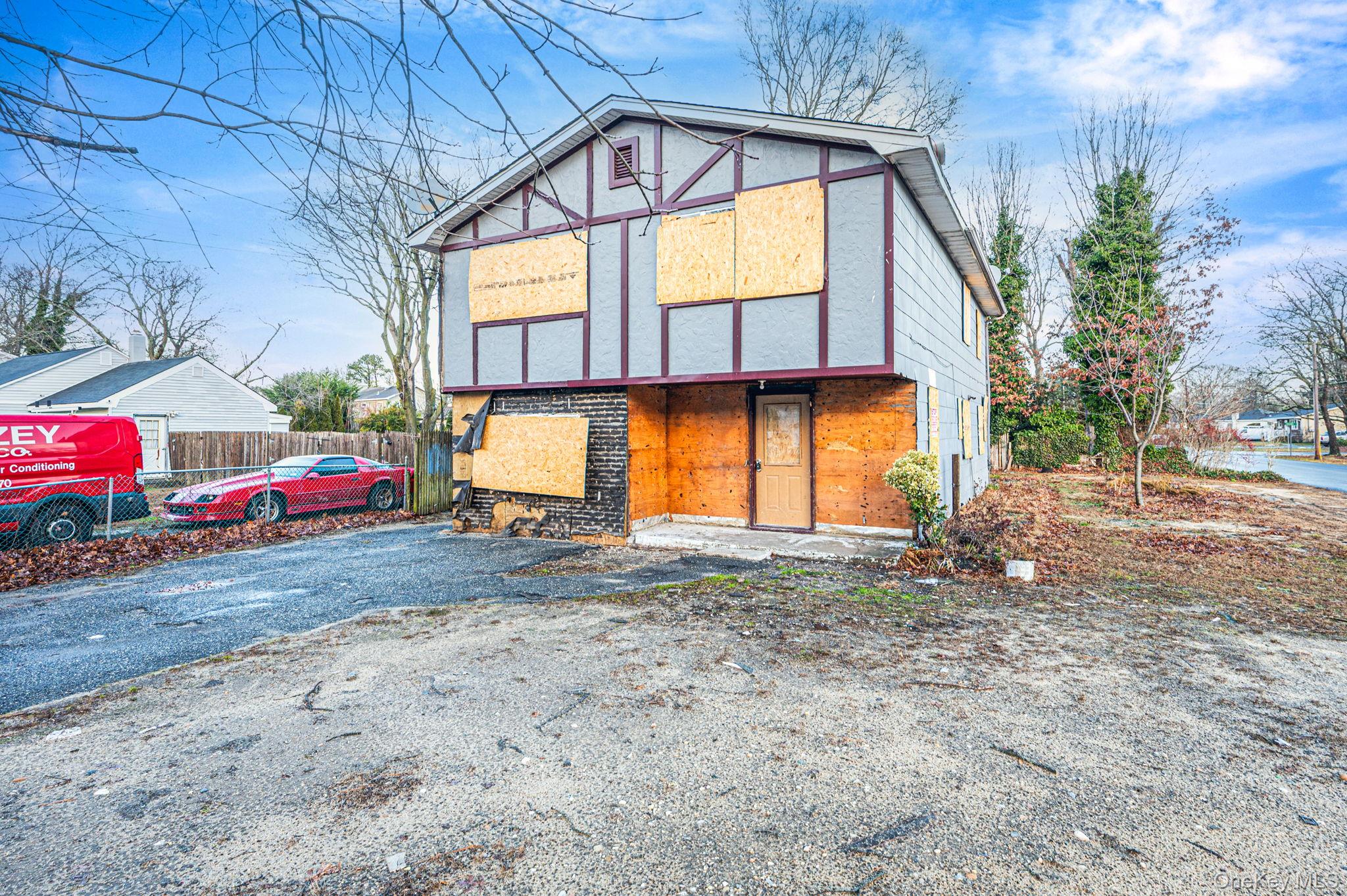 #2 photo, 53 Hounslow Road, Shirley , NY 11967