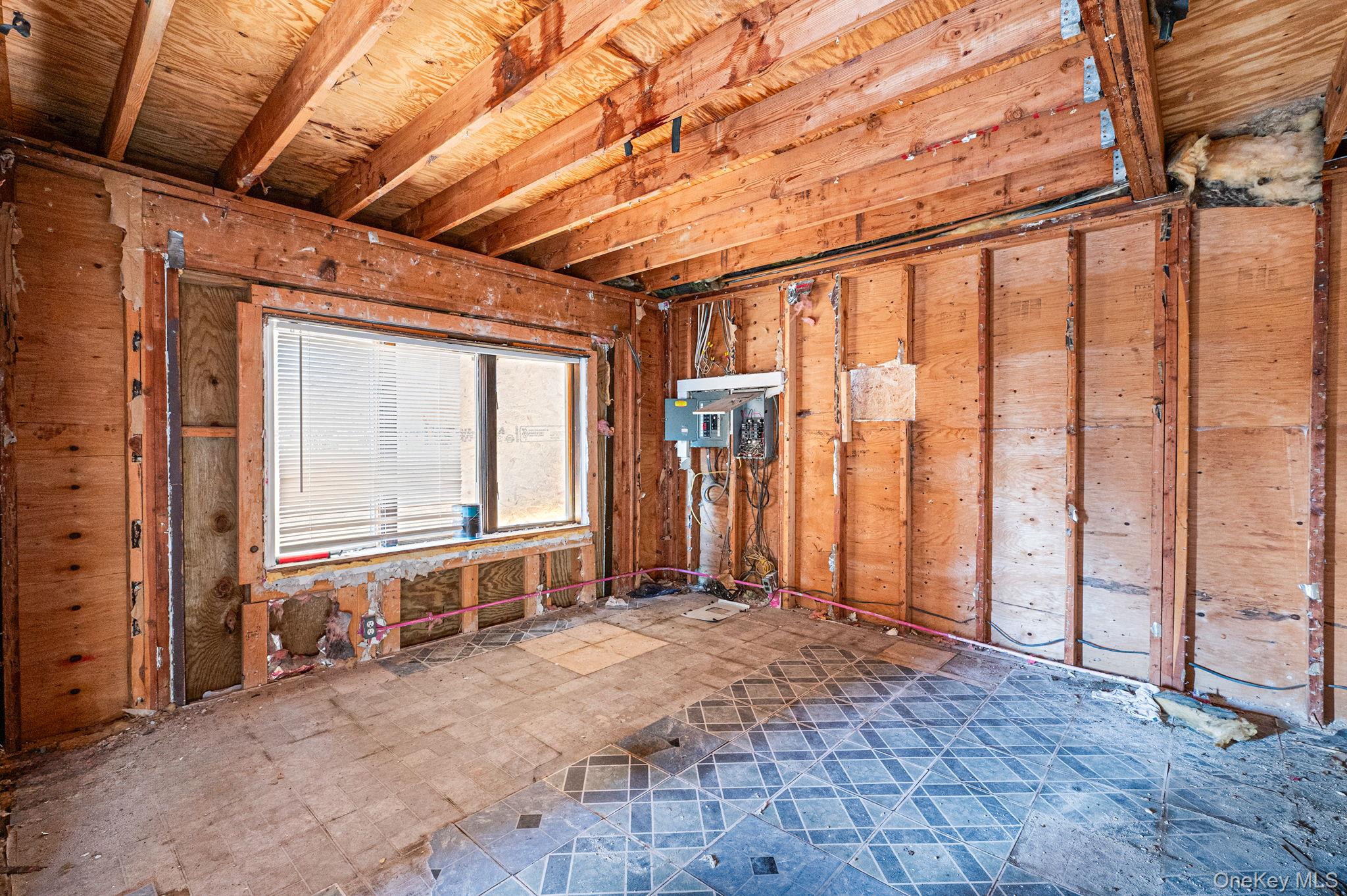 #4 photo, 53 Hounslow Road, Shirley , NY 11967