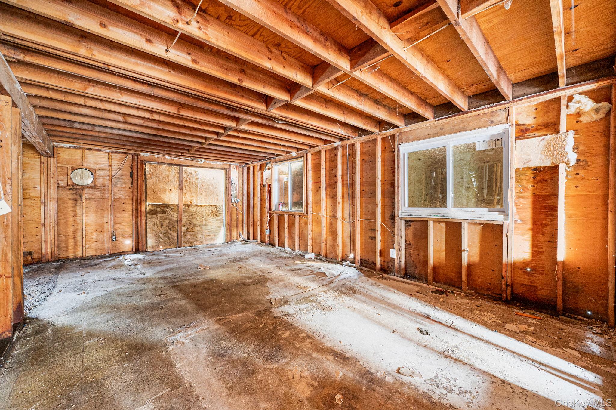 #7 photo, 53 Hounslow Road, Shirley , NY 11967