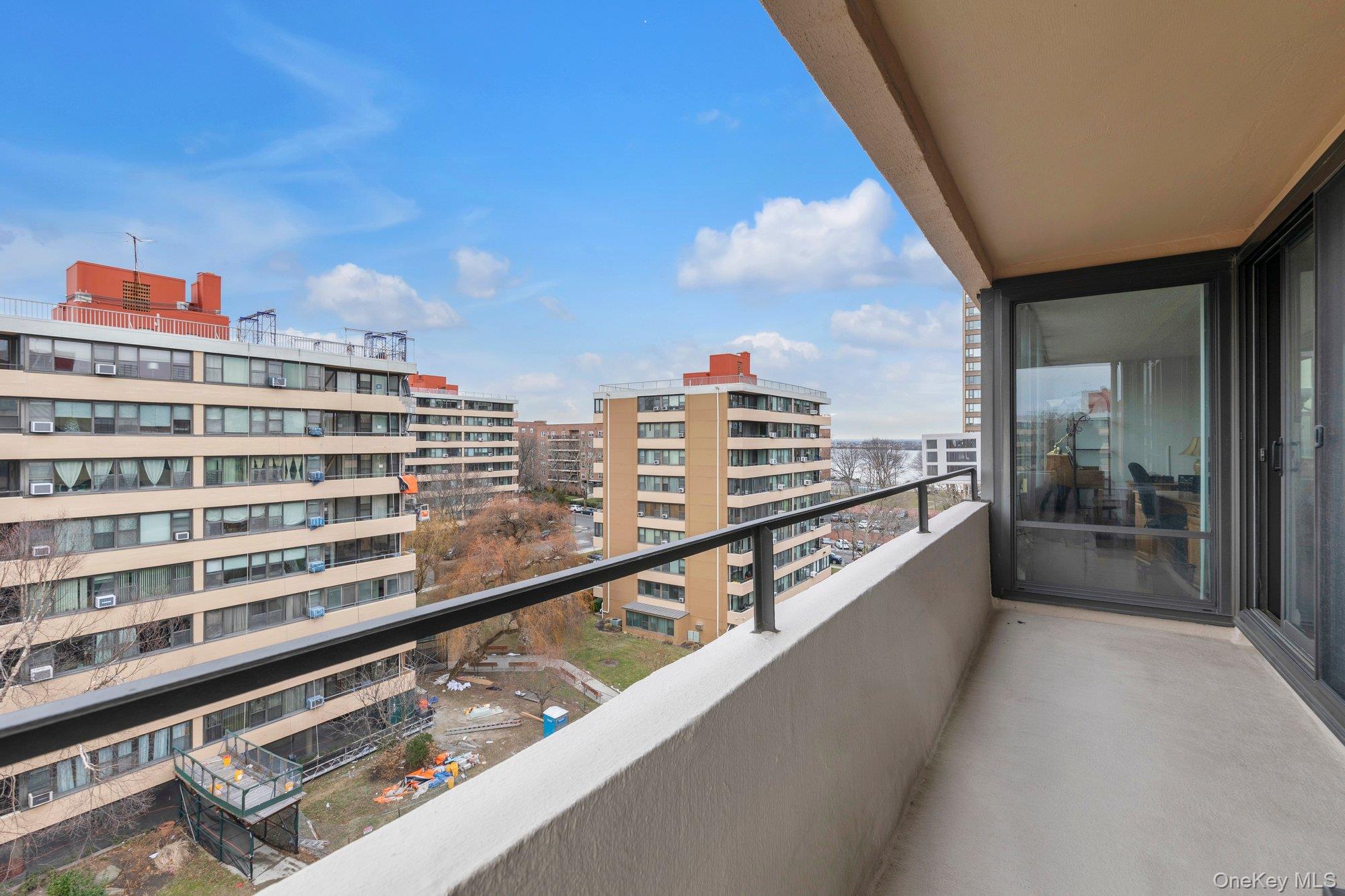 #9 photo, 166-31 9th Ave, Beechhurst , NY 11357